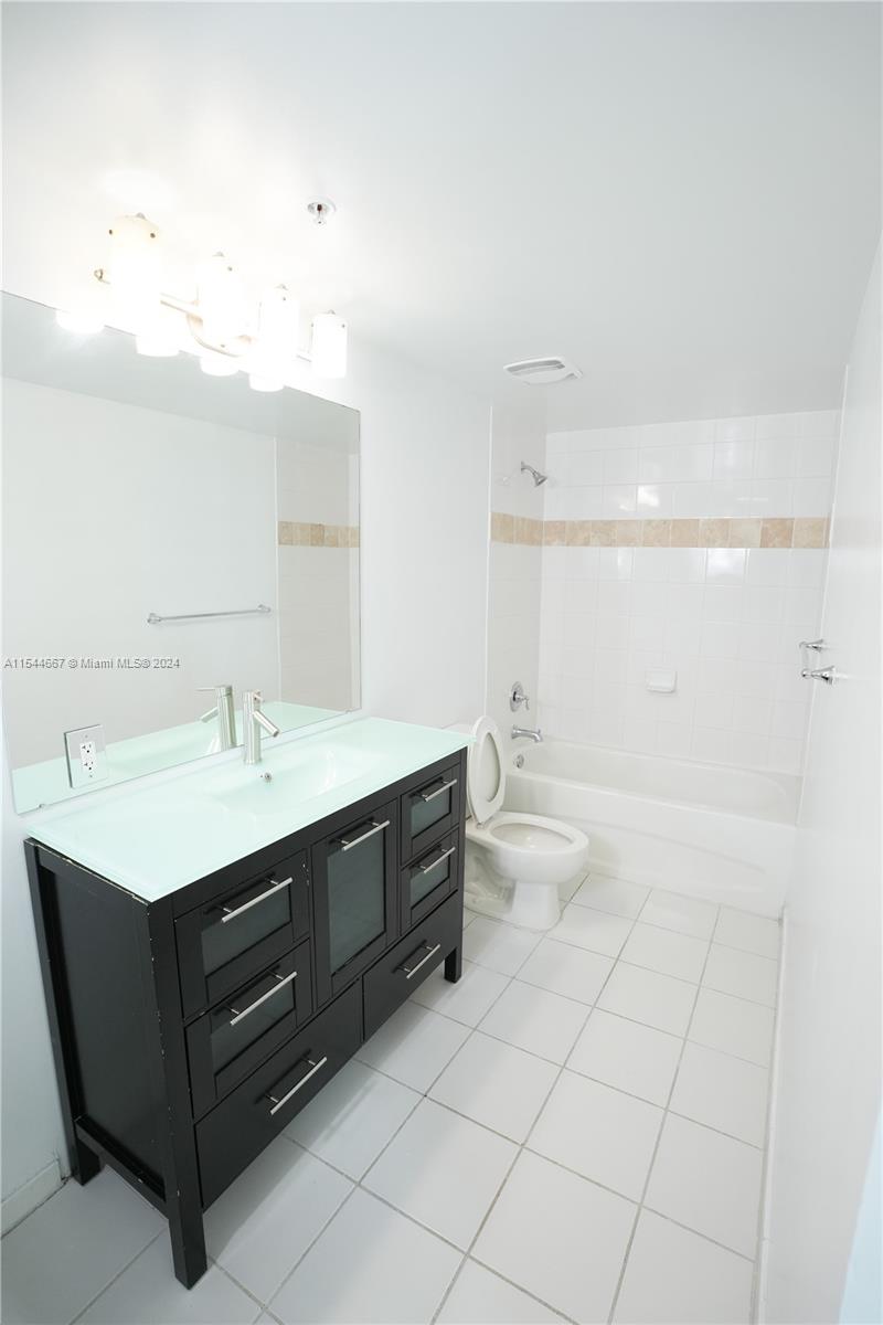 1861 NW S River Dr 2503, Miami, Florida 33125, 2 Bedrooms Bedrooms, ,2 BathroomsBathrooms,Residentiallease,For Rent,1861 NW S River Dr 2503,A11544667