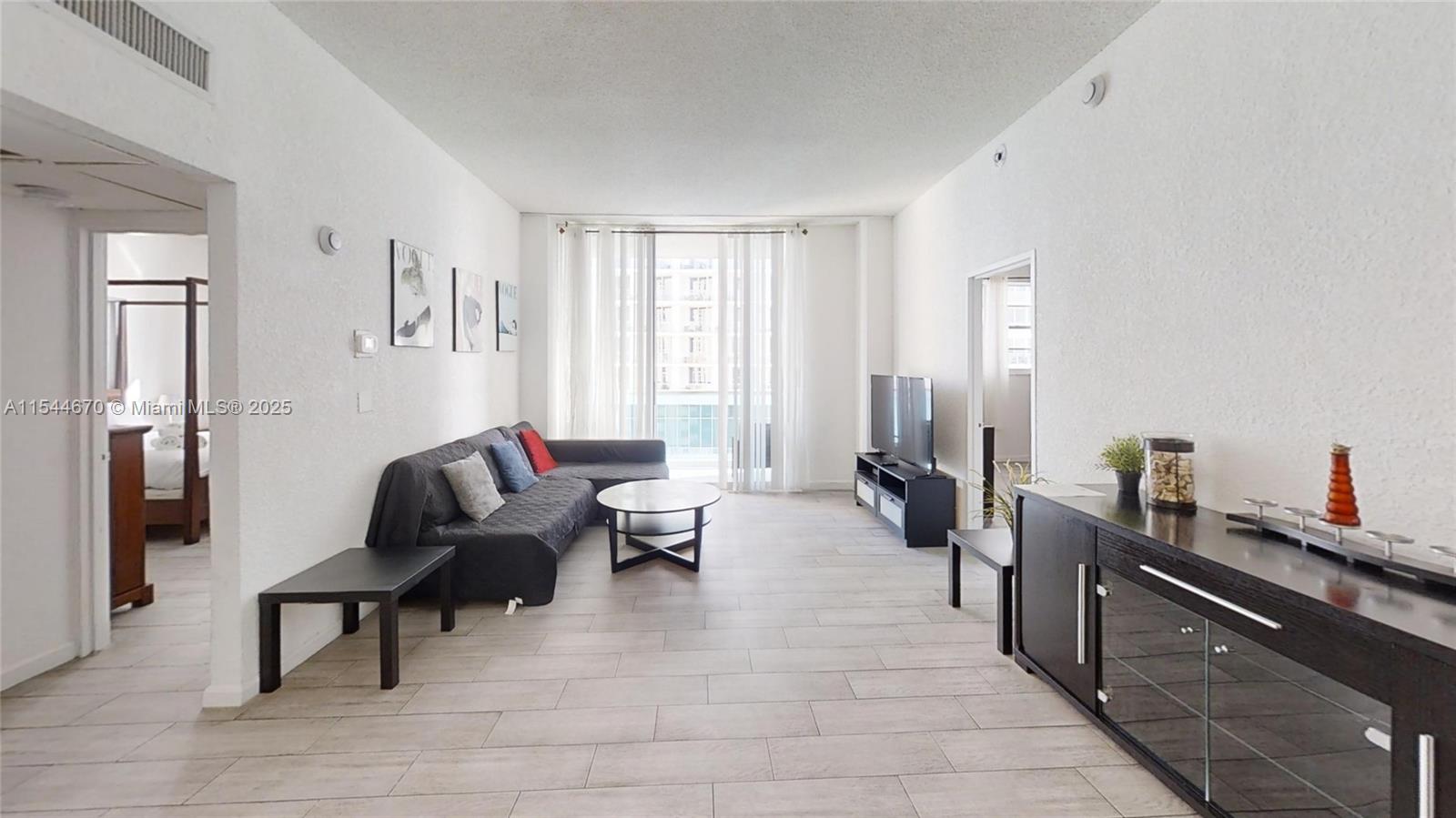 4001 S Ocean Dr PH7, Hollywood, Florida 33019, 2 Bedrooms Bedrooms, ,2 BathroomsBathrooms,Residentiallease,For Rent,4001 S Ocean Dr PH7,A11544670