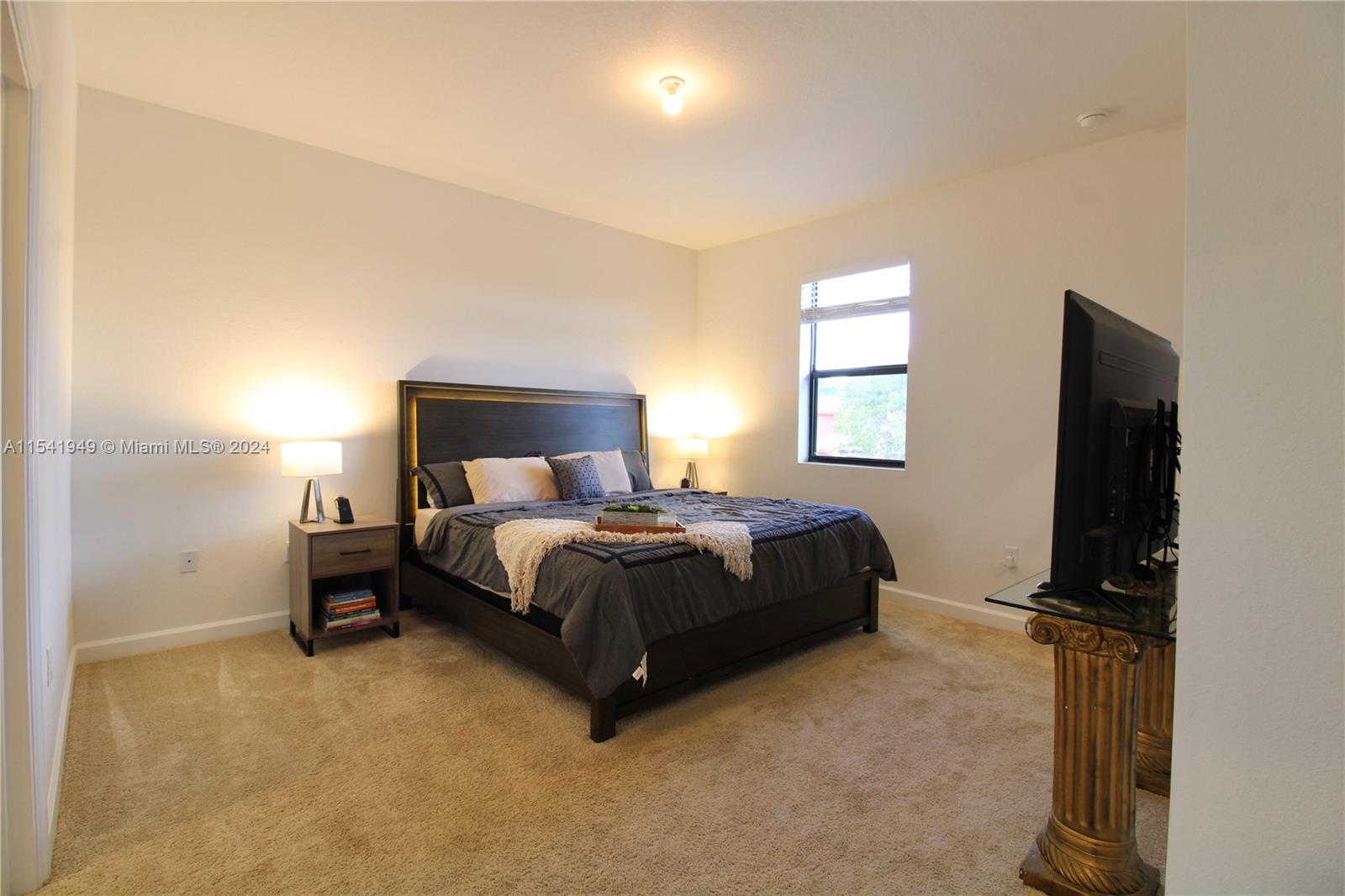 601 SW 11th St 601, Florida City, Florida 33034, 3 Bedrooms Bedrooms, ,2 BathroomsBathrooms,Residential,For Sale,601 SW 11th St 601,A11541949