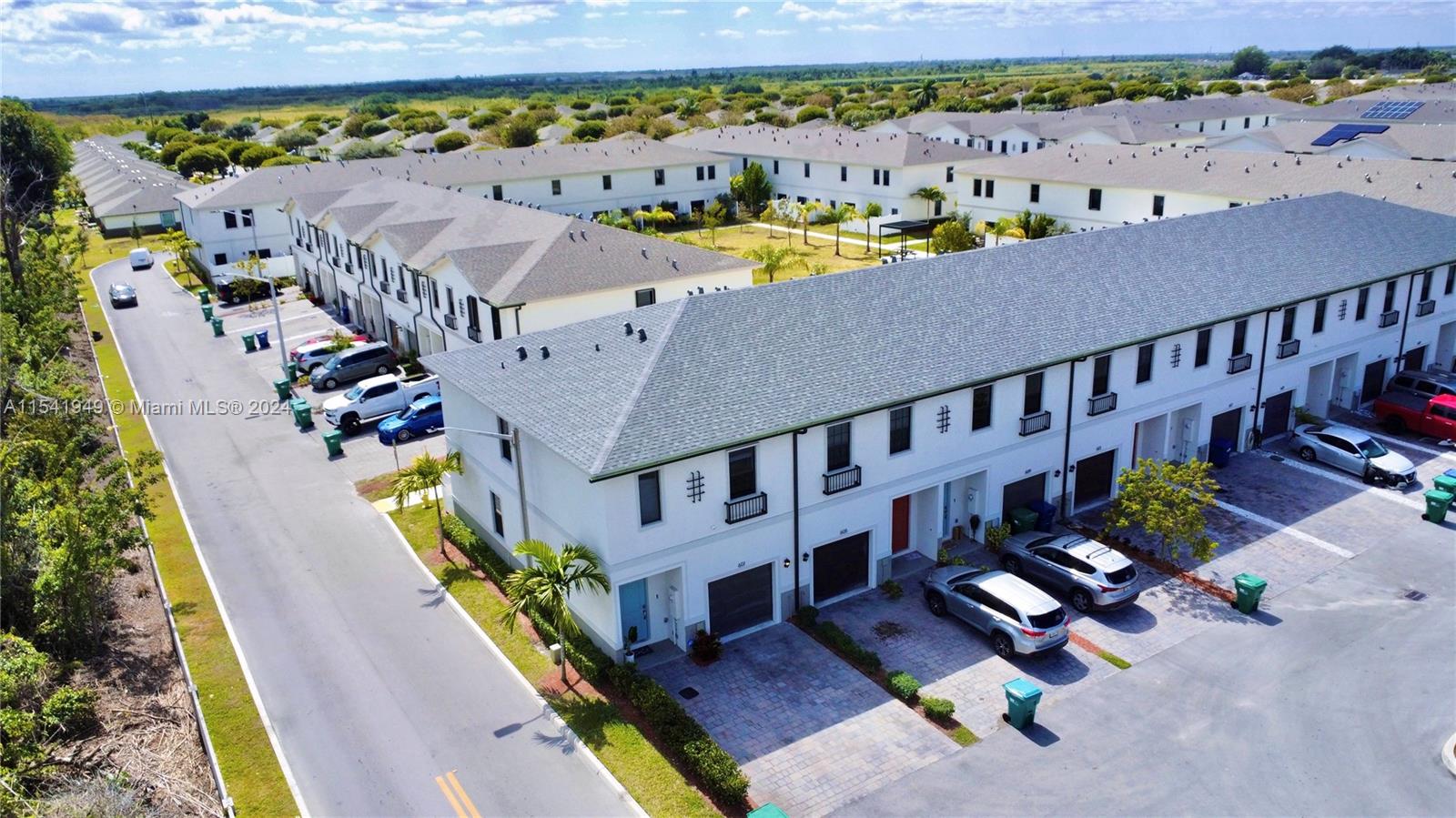 601 SW 11th St 601, Florida City, Florida 33034, 3 Bedrooms Bedrooms, ,2 BathroomsBathrooms,Residential,For Sale,601 SW 11th St 601,A11541949