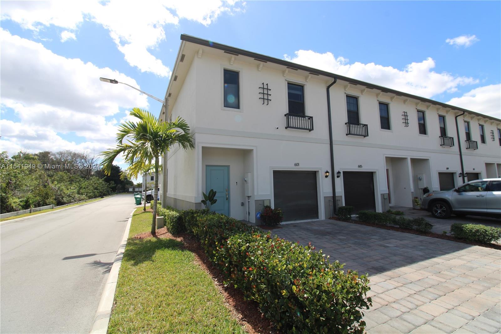 601 SW 11th St 601, Florida City, Florida 33034, 3 Bedrooms Bedrooms, ,2 BathroomsBathrooms,Residential,For Sale,601 SW 11th St 601,A11541949