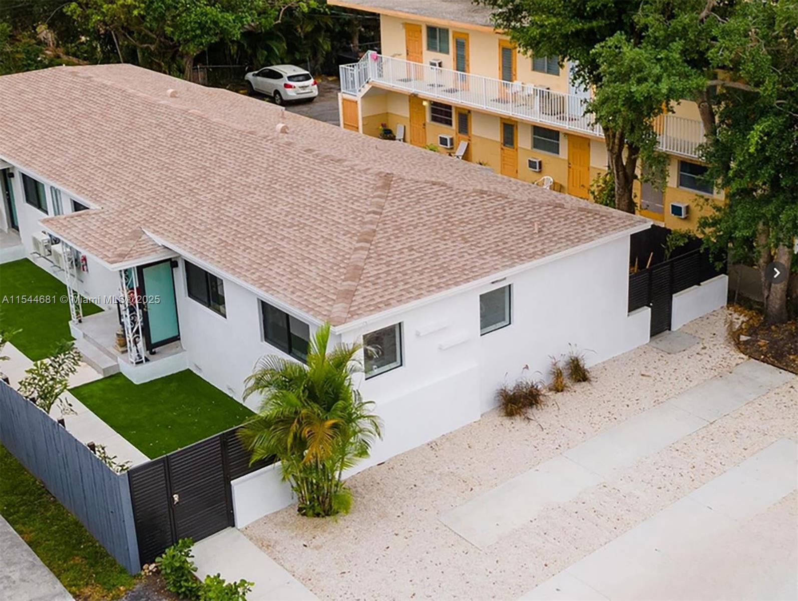 740 SW 9th St 1, Miami, Florida 33130, 1 Bedroom Bedrooms, ,1 BathroomBathrooms,Residentiallease,For Rent,740 SW 9th St 1,A11544681