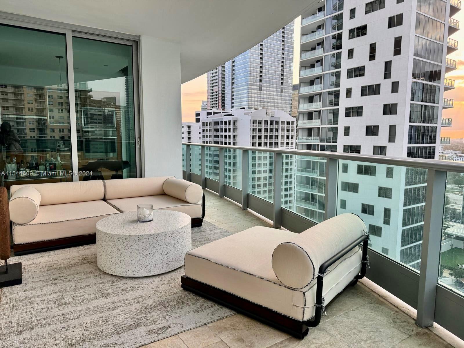1331 Brickell Bay Dr 2602, Miami, Florida 33131, 2 Bedrooms Bedrooms, ,2 BathroomsBathrooms,Residentiallease,For Rent,1331 Brickell Bay Dr 2602,A11544609