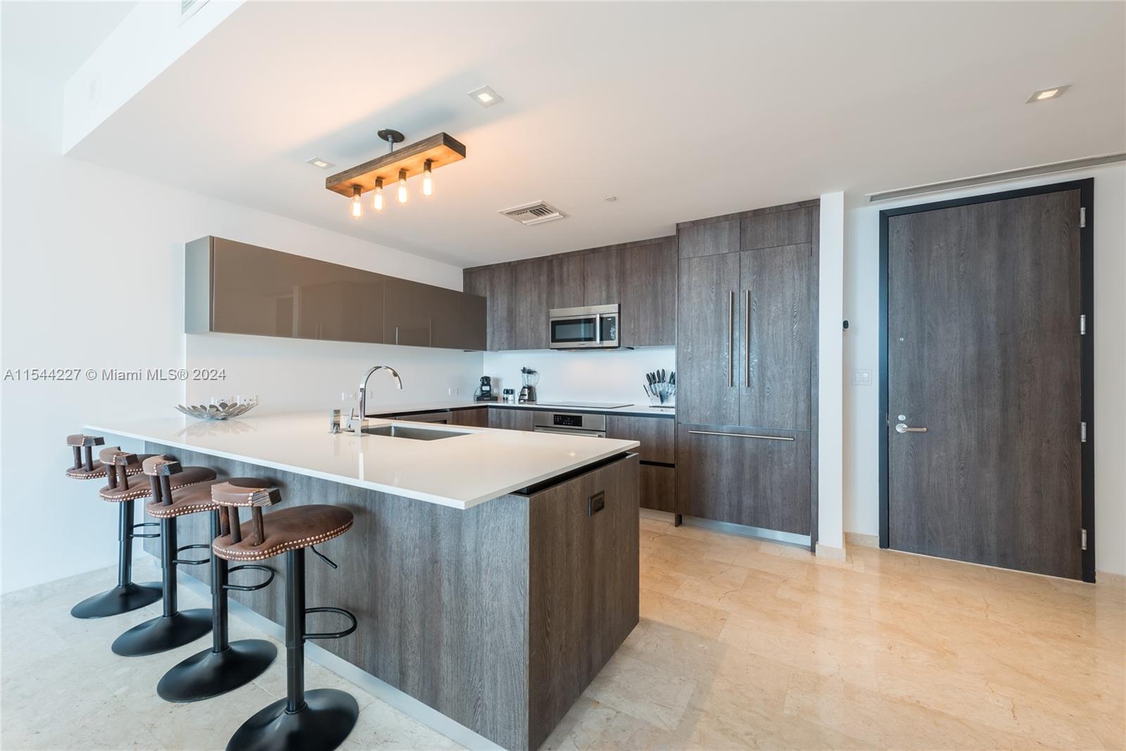 88 SW 7 Street 3403, Miami, Florida 33130, 2 Bedrooms Bedrooms, ,2 BathroomsBathrooms,Residential,For Sale,88 SW 7 Street 3403,A11544227