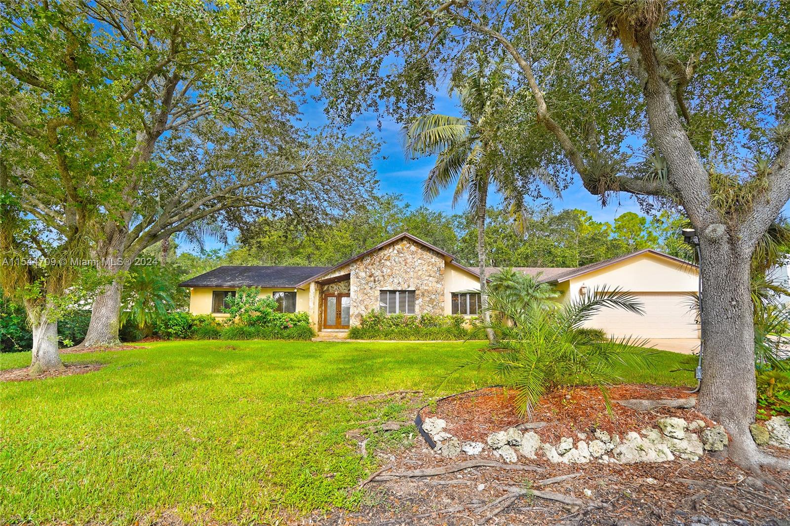 26502 SW 173rd Pl, Homestead, Florida 33031, 4 Bedrooms Bedrooms, ,2 BathroomsBathrooms,Residential,For Sale,26502 SW 173rd Pl,A11544709