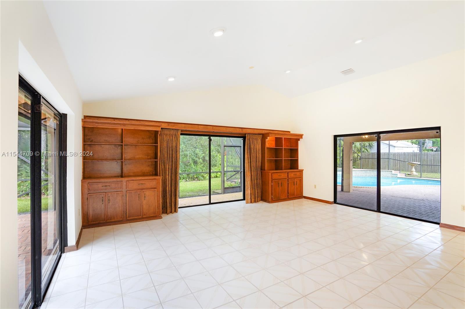 26502 SW 173rd Pl, Homestead, Florida 33031, 4 Bedrooms Bedrooms, ,2 BathroomsBathrooms,Residential,For Sale,26502 SW 173rd Pl,A11544709