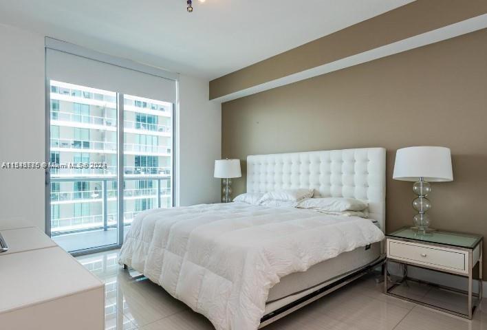 79 SW 12th St 3209-S, Miami, Florida 33130, 3 Bedrooms Bedrooms, ,2 BathroomsBathrooms,Residentiallease,For Rent,79 SW 12th St 3209-S,A11543775