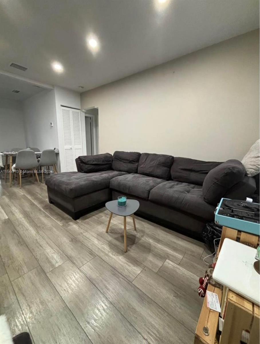 1079 NW 75th St, Miami, Florida 33150, 2 Bedrooms Bedrooms, ,1 BathroomBathrooms,Residentiallease,For Rent,1079 NW 75th St,A11544713