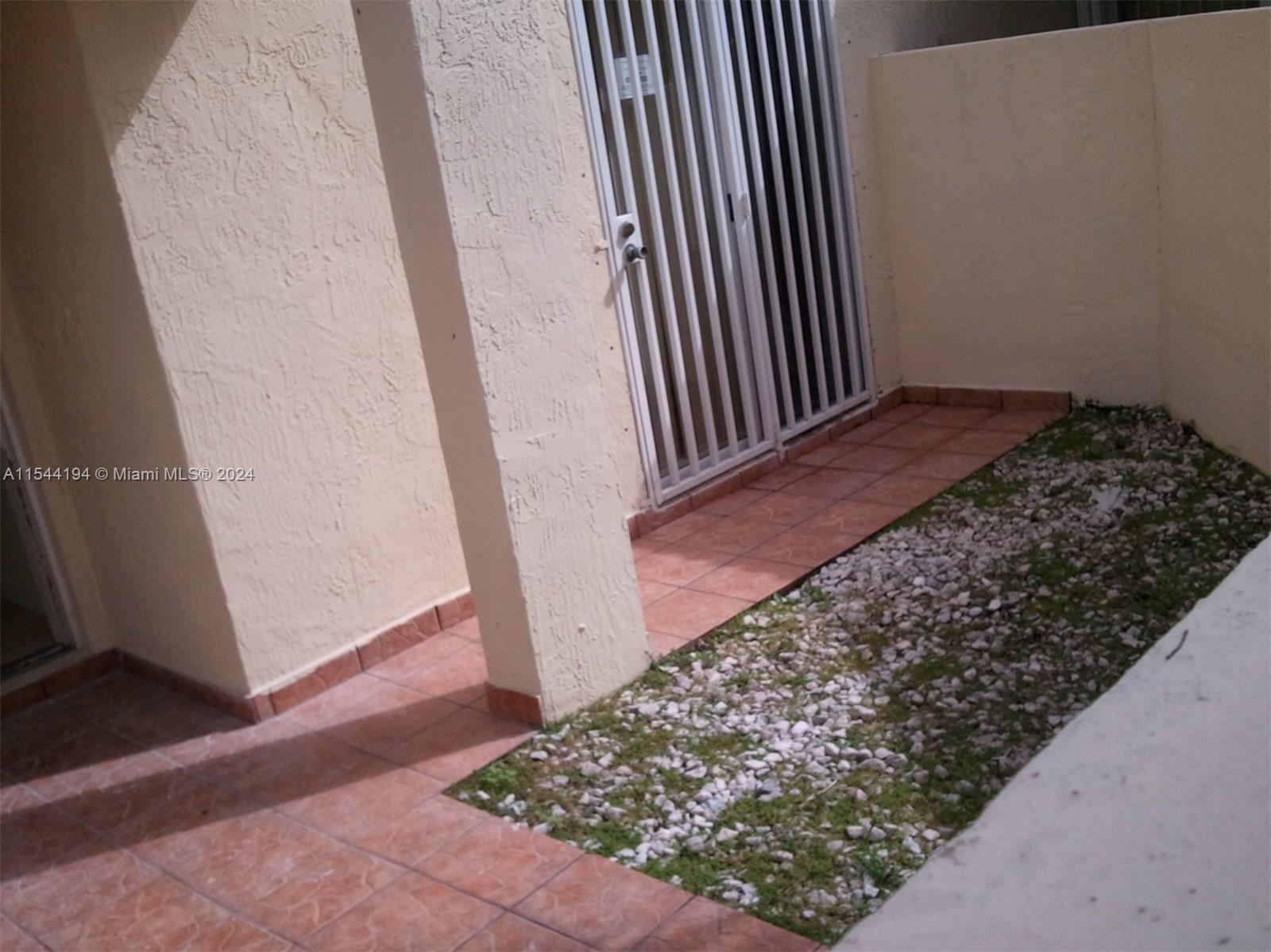 3002 San Remo Cir, Homestead, Florida 33035, 3 Bedrooms Bedrooms, ,2 BathroomsBathrooms,Residentiallease,For Rent,3002 San Remo Cir,A11544194