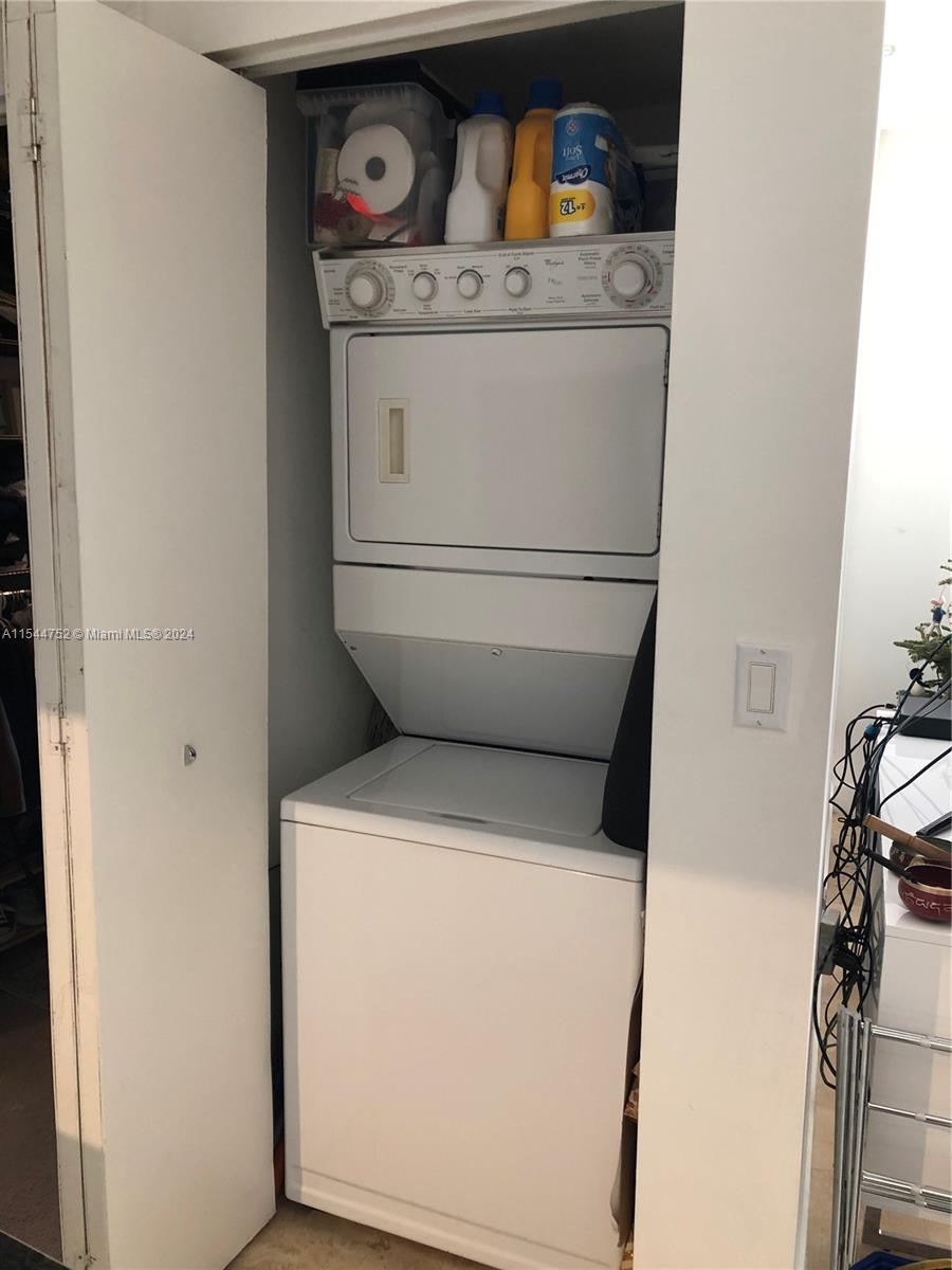 901 Brickell Key Blvd 601, Miami, Florida 33131, 1 Bedroom Bedrooms, ,1 BathroomBathrooms,Residentiallease,For Rent,901 Brickell Key Blvd 601,A11544752