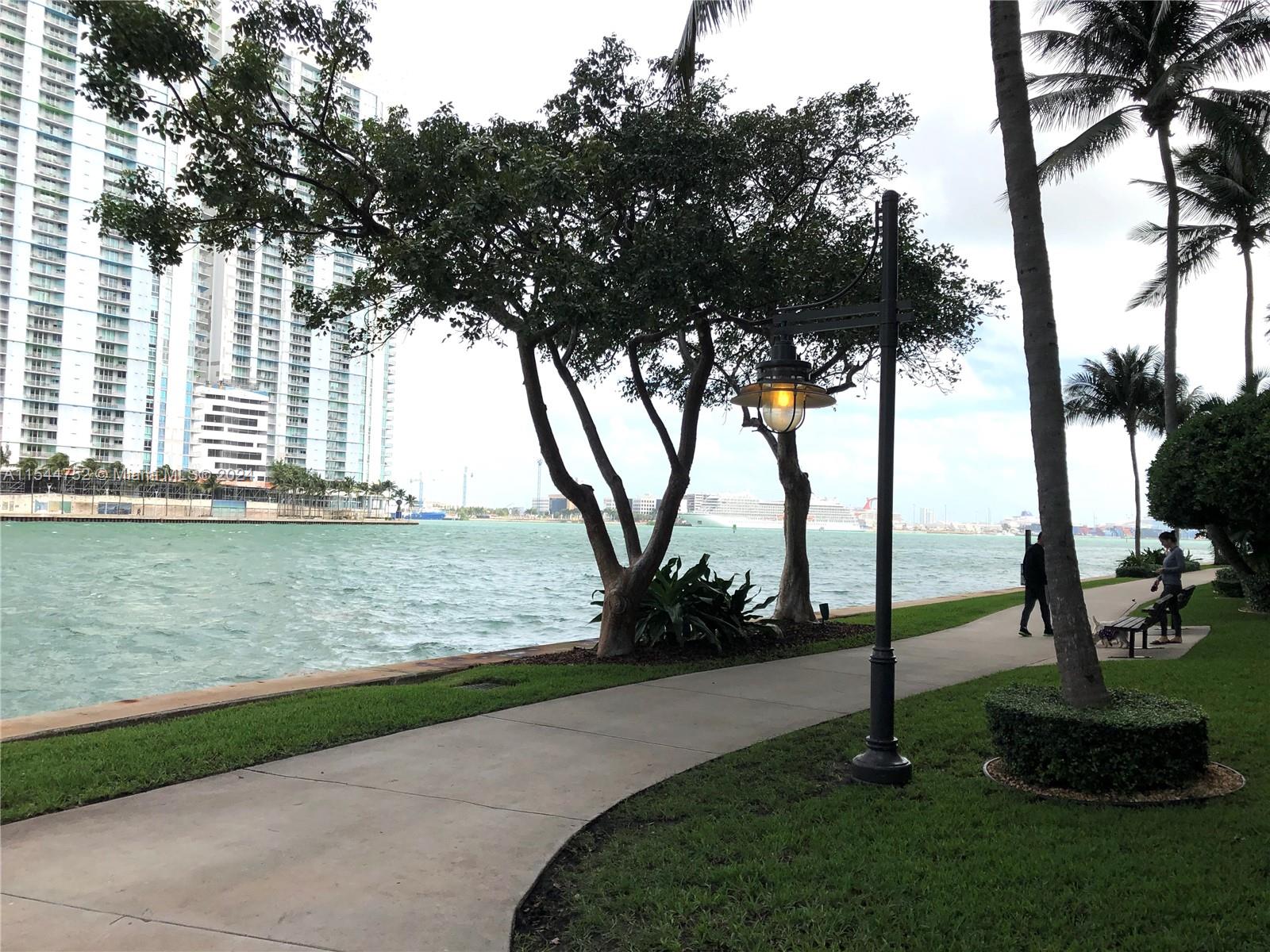 901 Brickell Key Blvd 601, Miami, Florida 33131, 1 Bedroom Bedrooms, ,1 BathroomBathrooms,Residentiallease,For Rent,901 Brickell Key Blvd 601,A11544752