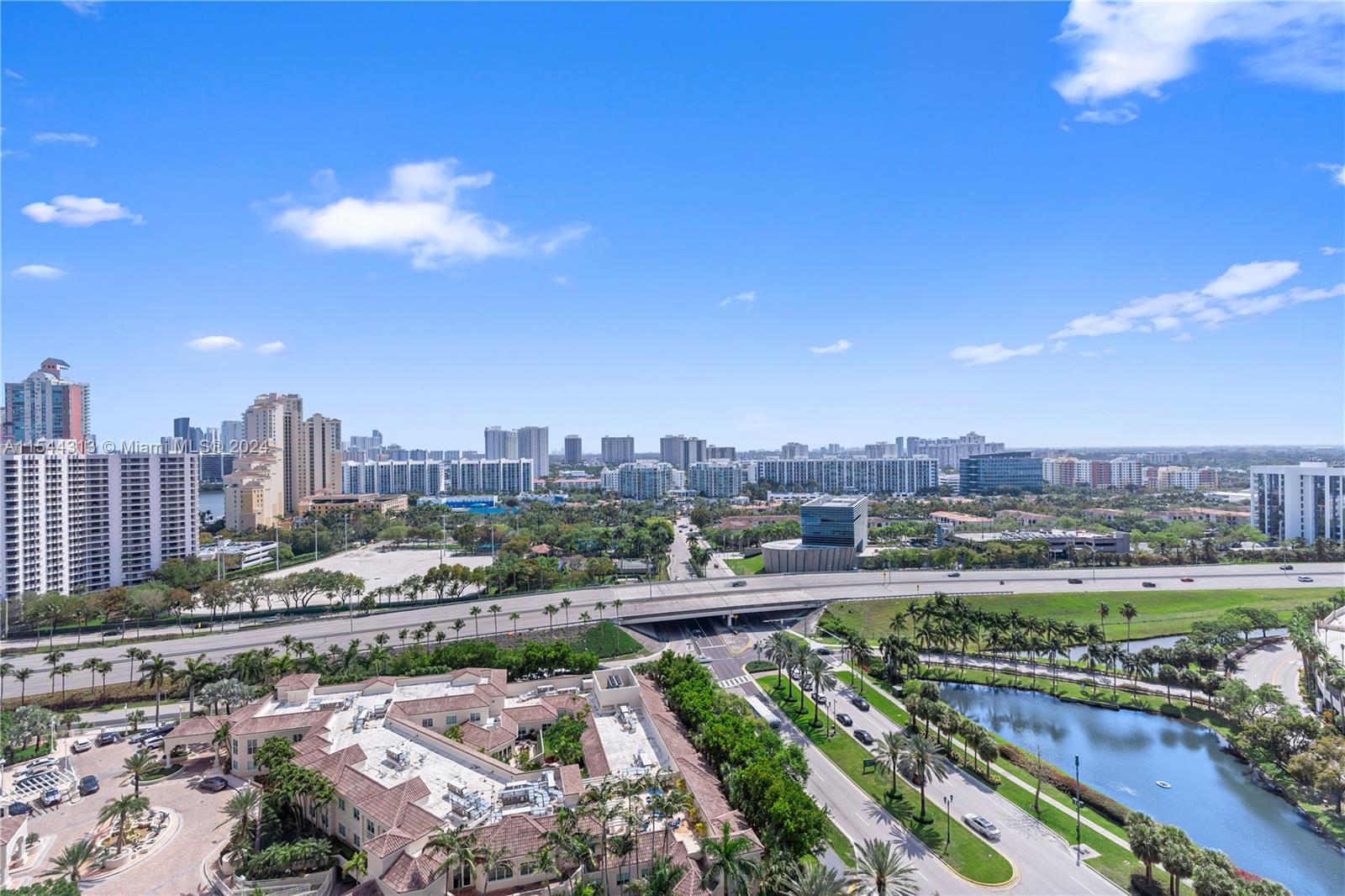 19501 W Country Club Dr 2007, Aventura, Florida 33180, 2 Bedrooms Bedrooms, ,2 BathroomsBathrooms,Residentiallease,For Rent,19501 W Country Club Dr 2007,A11544313