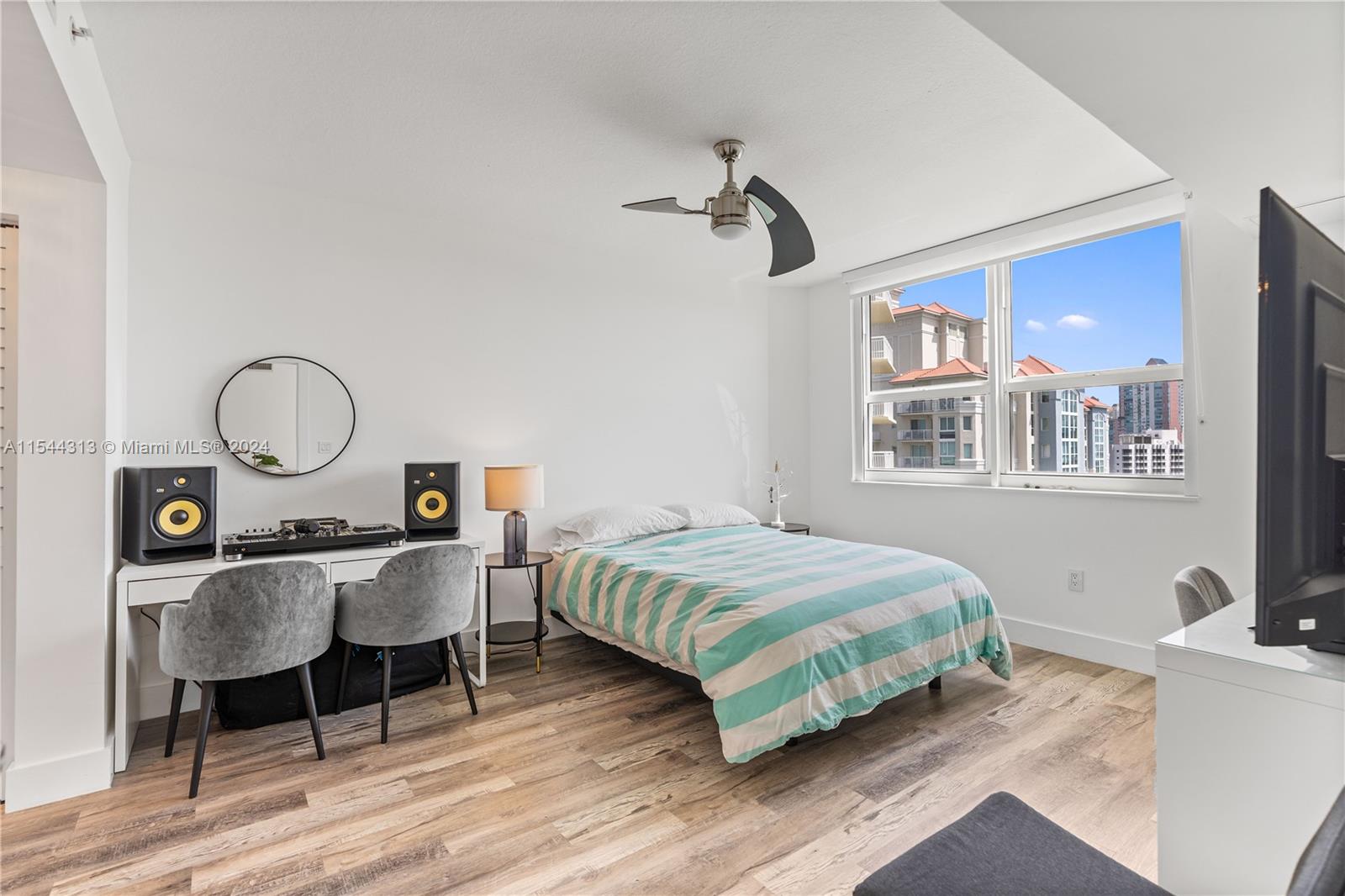 19501 W Country Club Dr 2007, Aventura, Florida 33180, 2 Bedrooms Bedrooms, ,2 BathroomsBathrooms,Residentiallease,For Rent,19501 W Country Club Dr 2007,A11544313