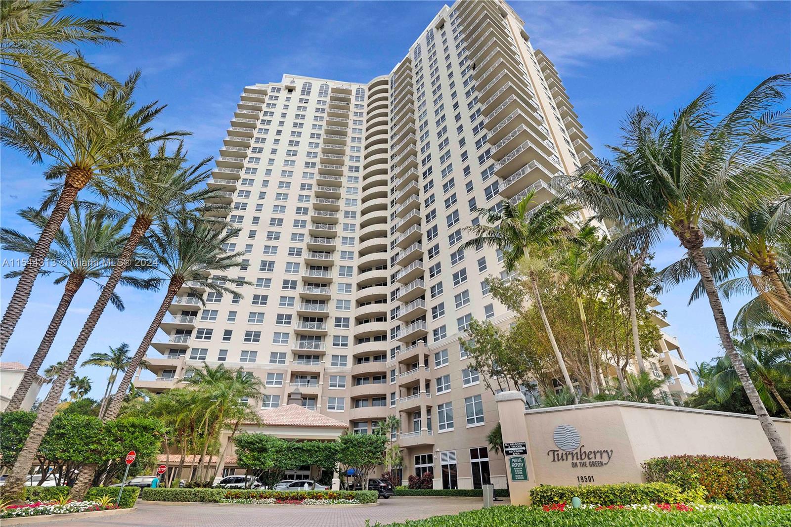 19501 W Country Club Dr 2007, Aventura, Florida 33180, 2 Bedrooms Bedrooms, ,2 BathroomsBathrooms,Residentiallease,For Rent,19501 W Country Club Dr 2007,A11544313