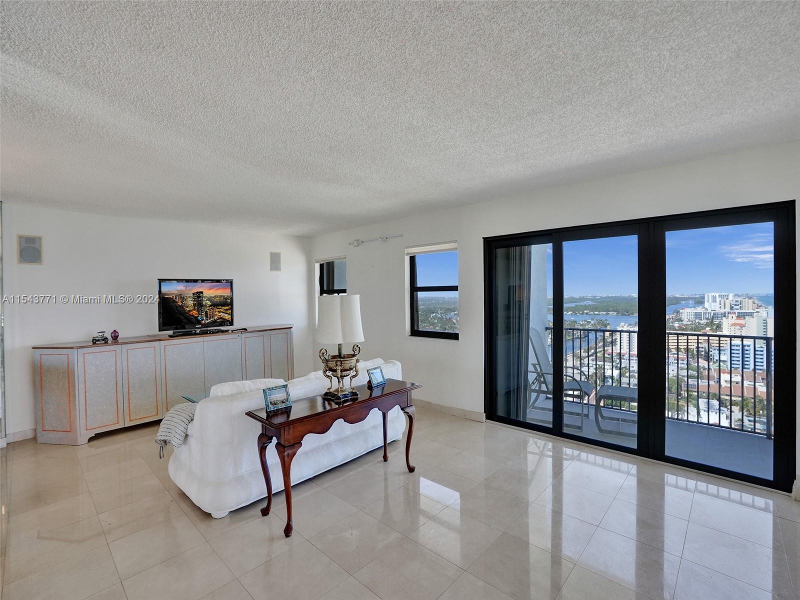 1201 S Ocean Dr 2502N, Hollywood, Florida 33019, 3 Bedrooms Bedrooms, ,2 BathroomsBathrooms,Residential,For Sale,1201 S Ocean Dr 2502N,A11543771