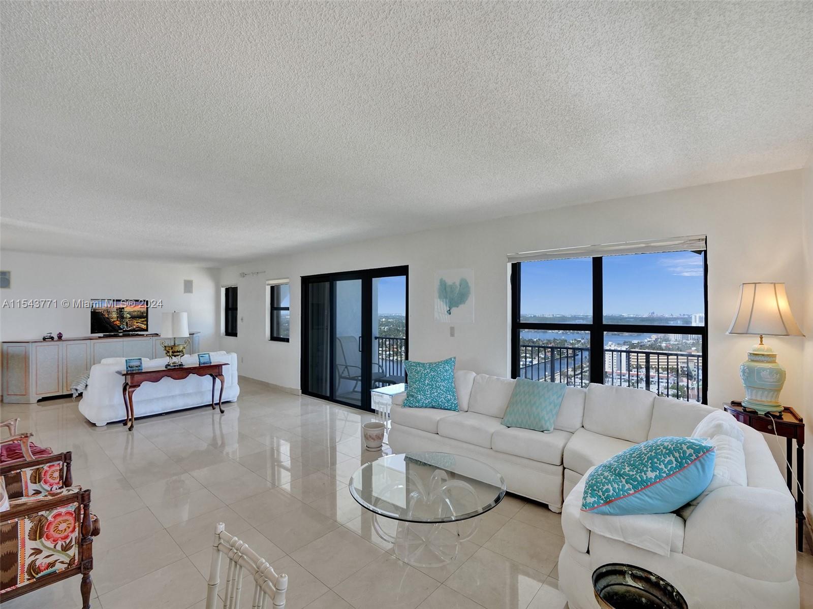 1201 S Ocean Dr 2502N, Hollywood, Florida 33019, 3 Bedrooms Bedrooms, ,2 BathroomsBathrooms,Residential,For Sale,1201 S Ocean Dr 2502N,A11543771