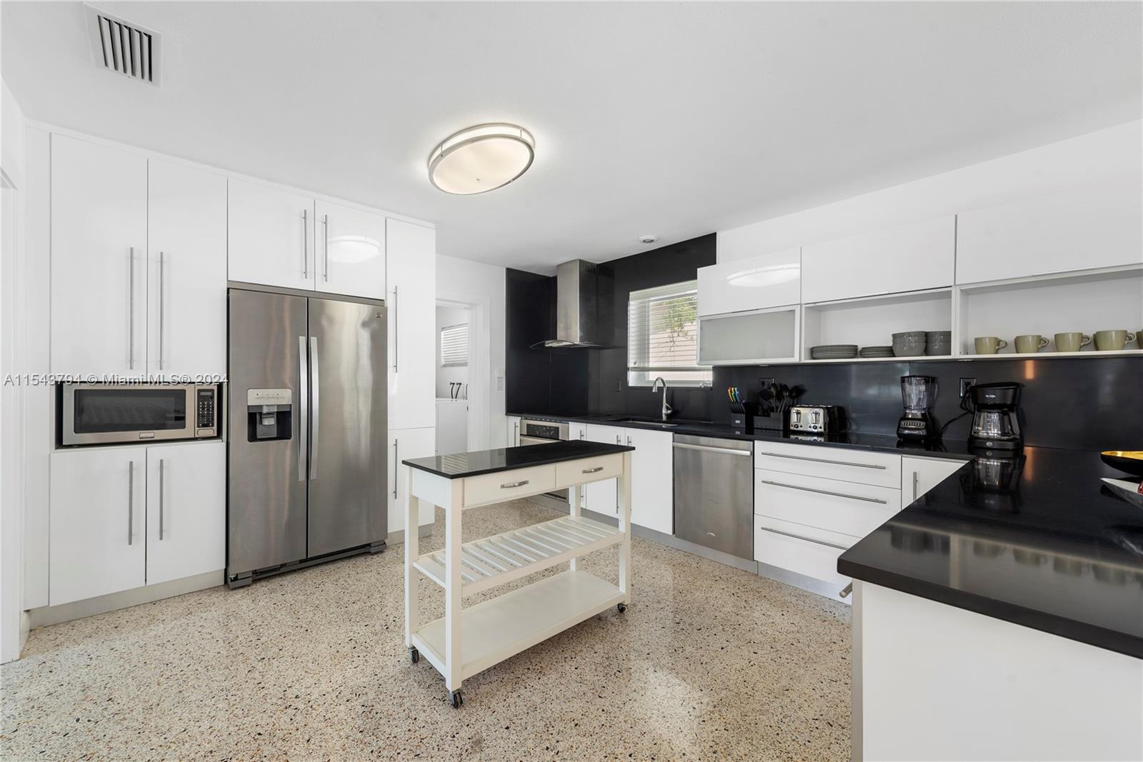 940 NE 71st St 0, Miami, Florida 33138, 4 Bedrooms Bedrooms, ,3 BathroomsBathrooms,Residentiallease,For Rent,940 NE 71st St 0,A11543794