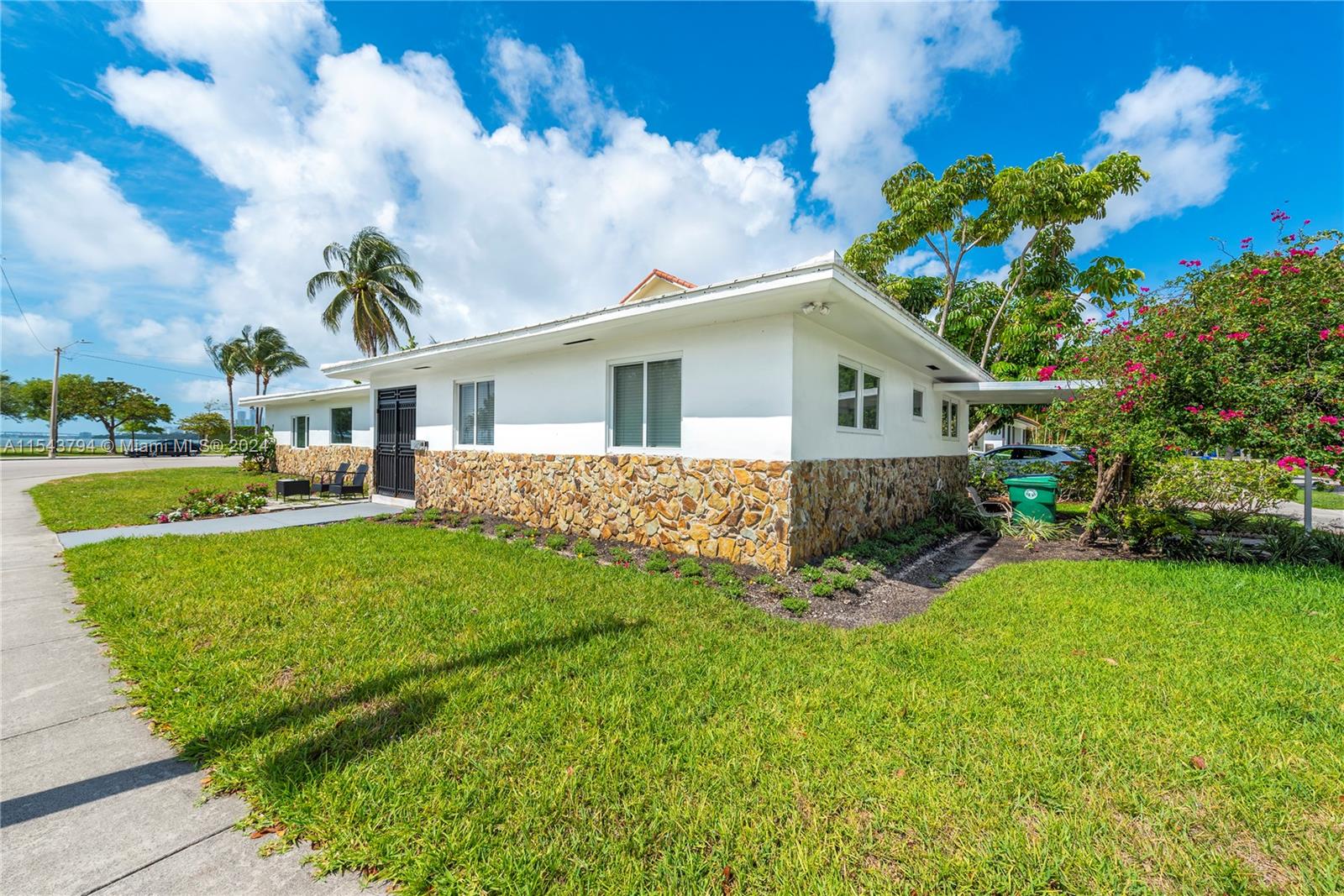 940 NE 71st St 0, Miami, Florida 33138, 4 Bedrooms Bedrooms, ,3 BathroomsBathrooms,Residentiallease,For Rent,940 NE 71st St 0,A11543794