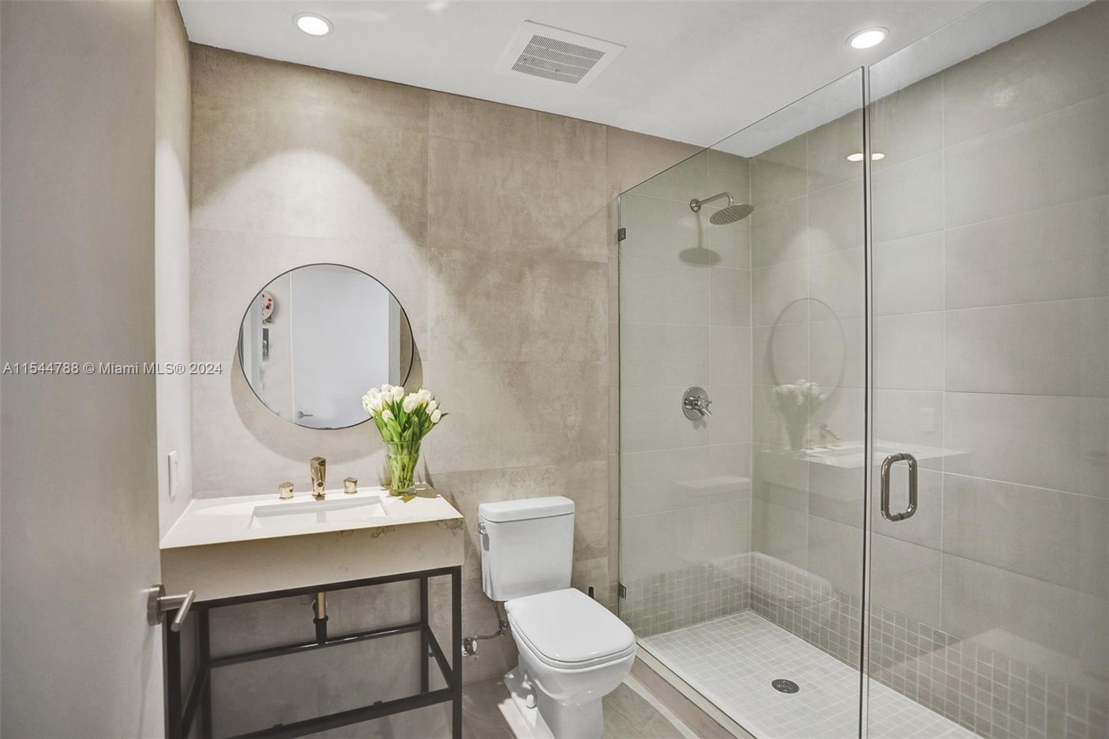 2900 NE 7th Ave 904, Miami, Florida 33137, 2 Bedrooms Bedrooms, ,2 BathroomsBathrooms,Residentiallease,For Rent,2900 NE 7th Ave 904,A11544788