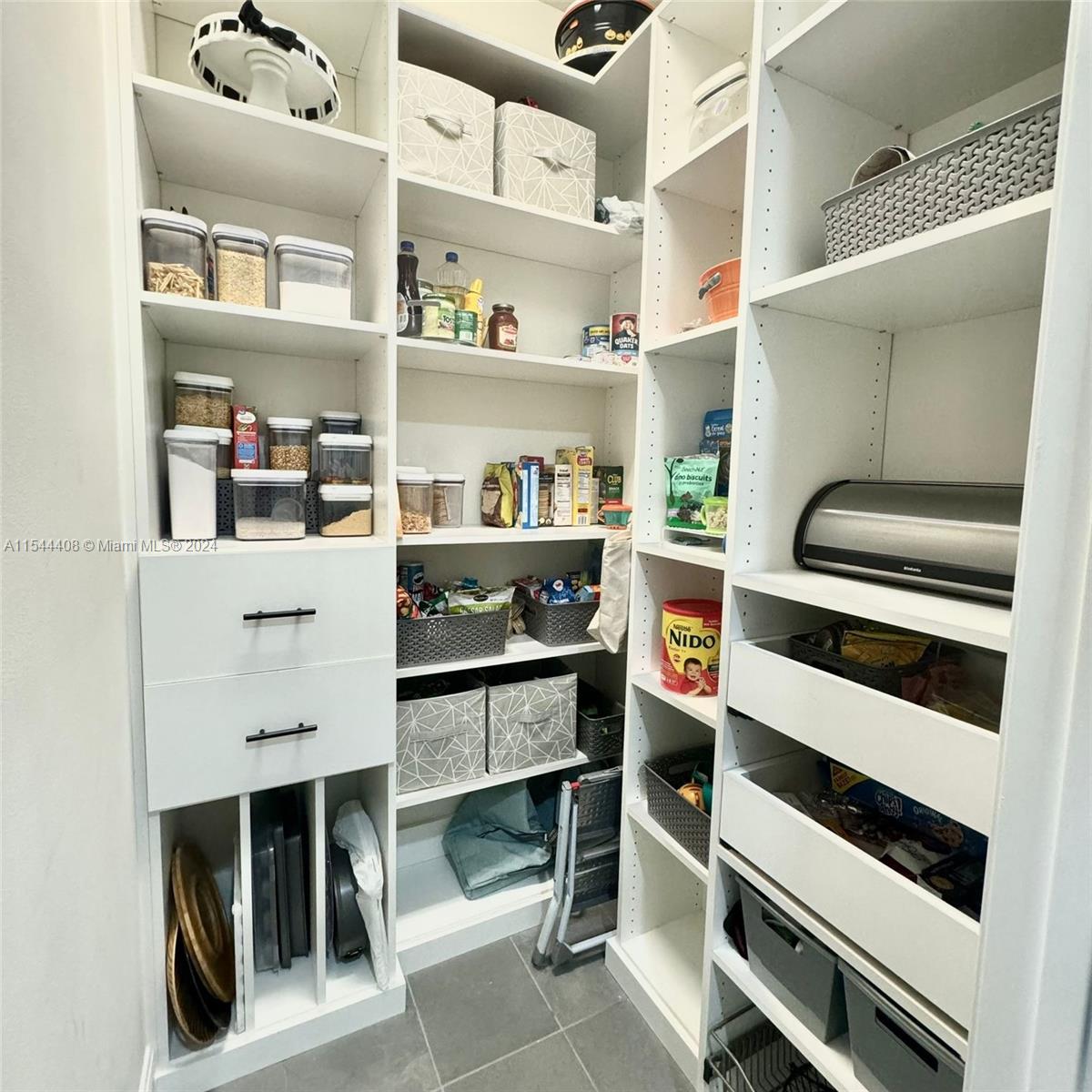 8123 NW 78th St, Tamarac, Florida 33321, 4 Bedrooms Bedrooms, ,2 BathroomsBathrooms,Residential,For Sale,8123 NW 78th St,A11544408