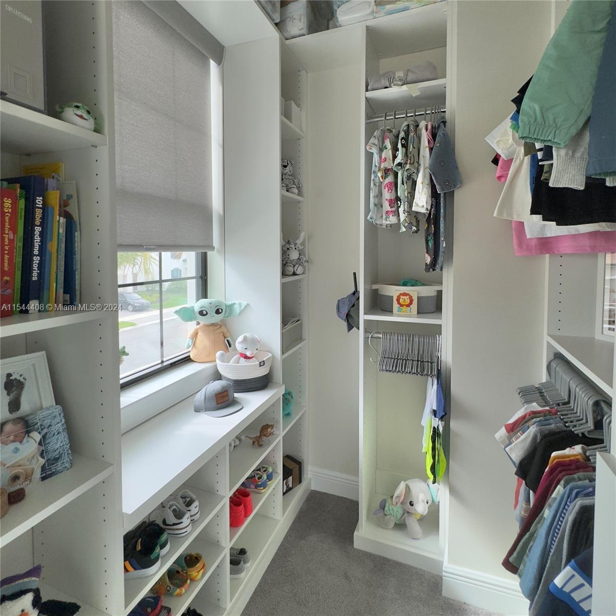 walking closet on 2nd bedroom