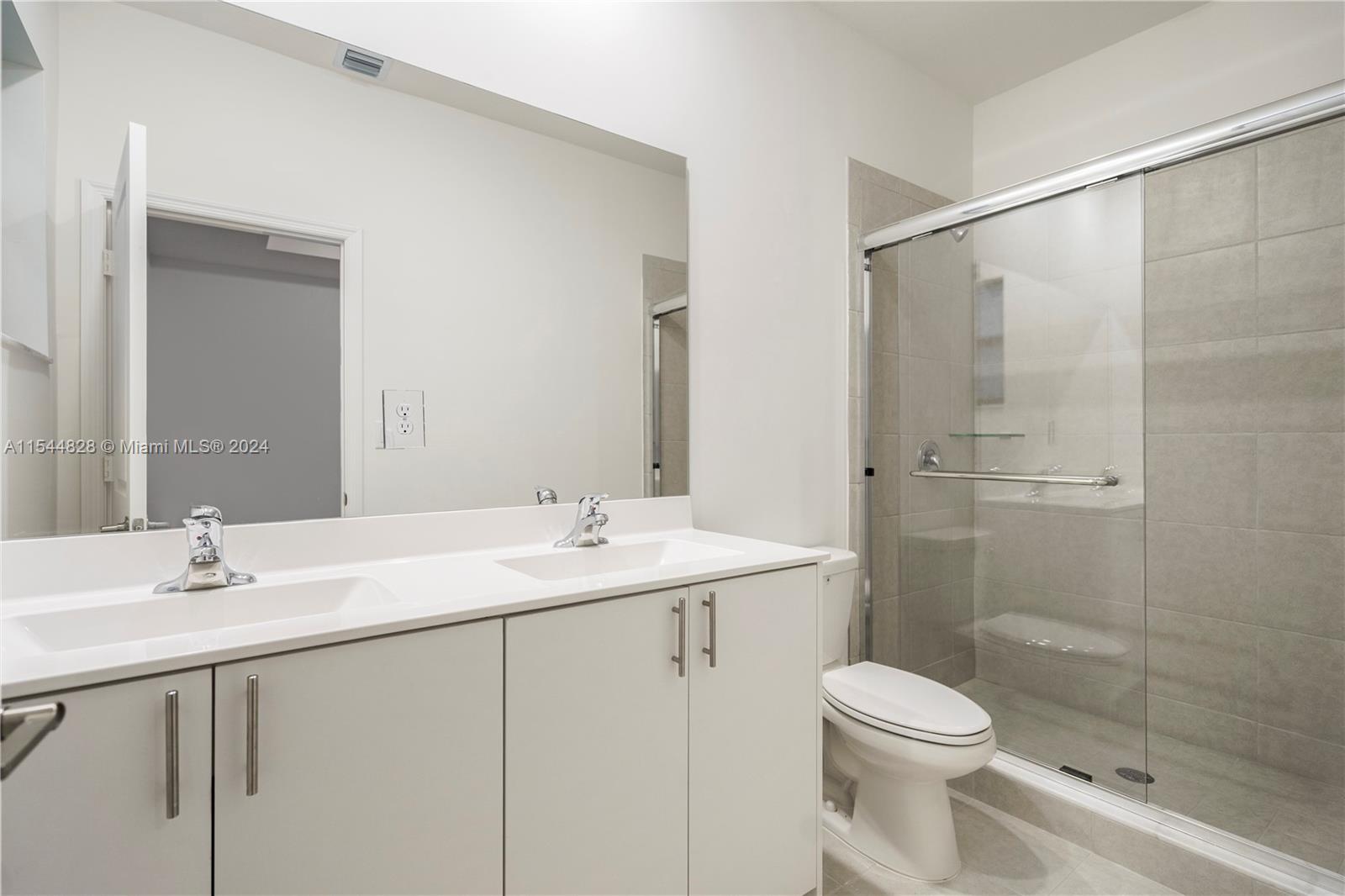 11789 SW 245th Ter ., Homestead, Florida 33032, 3 Bedrooms Bedrooms, ,3 BathroomsBathrooms,Residentiallease,For Rent,11789 SW 245th Ter .,A11544828