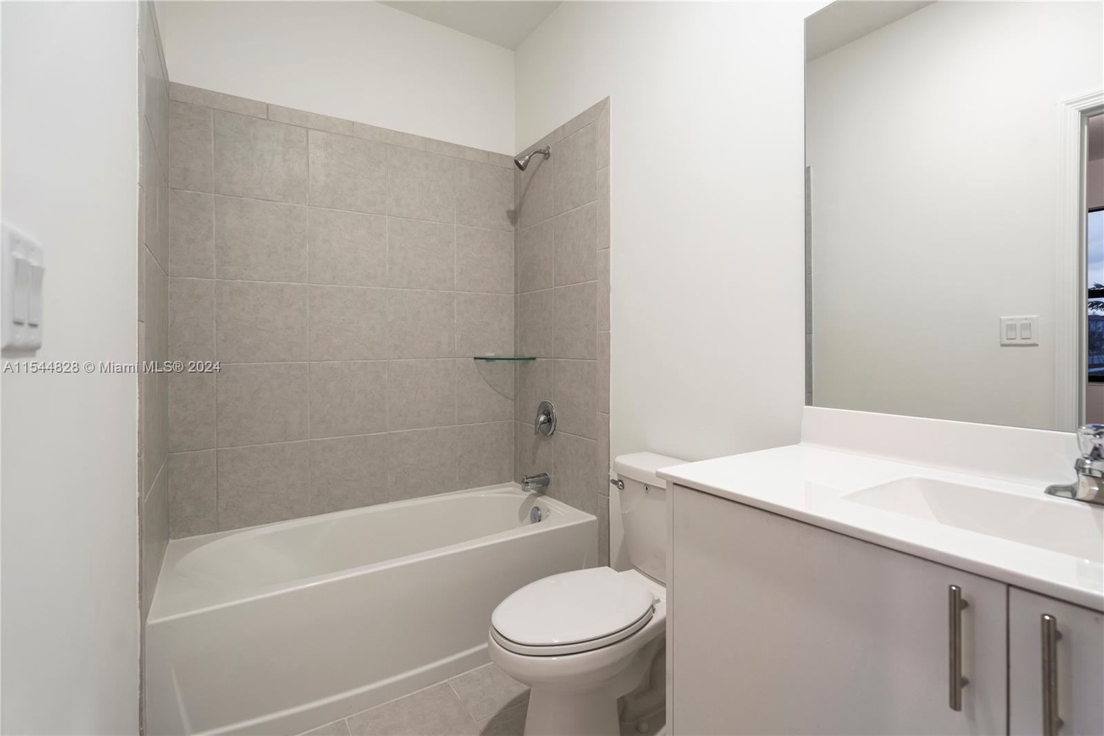 11789 SW 245th Ter ., Homestead, Florida 33032, 3 Bedrooms Bedrooms, ,3 BathroomsBathrooms,Residentiallease,For Rent,11789 SW 245th Ter .,A11544828