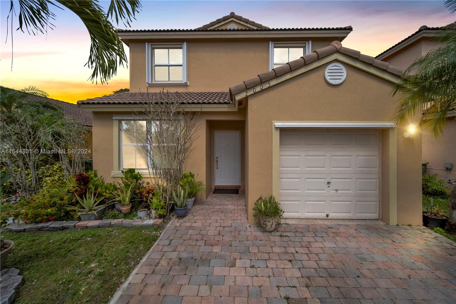 2005 SE 15th St, Homestead, Florida 33035, 3 Bedrooms Bedrooms, ,2 BathroomsBathrooms,Residential,For Sale,2005 SE 15th St,A11544831