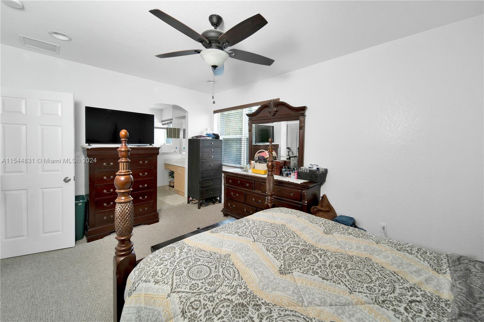 2005 SE 15th St, Homestead, Florida 33035, 3 Bedrooms Bedrooms, ,2 BathroomsBathrooms,Residential,For Sale,2005 SE 15th St,A11544831