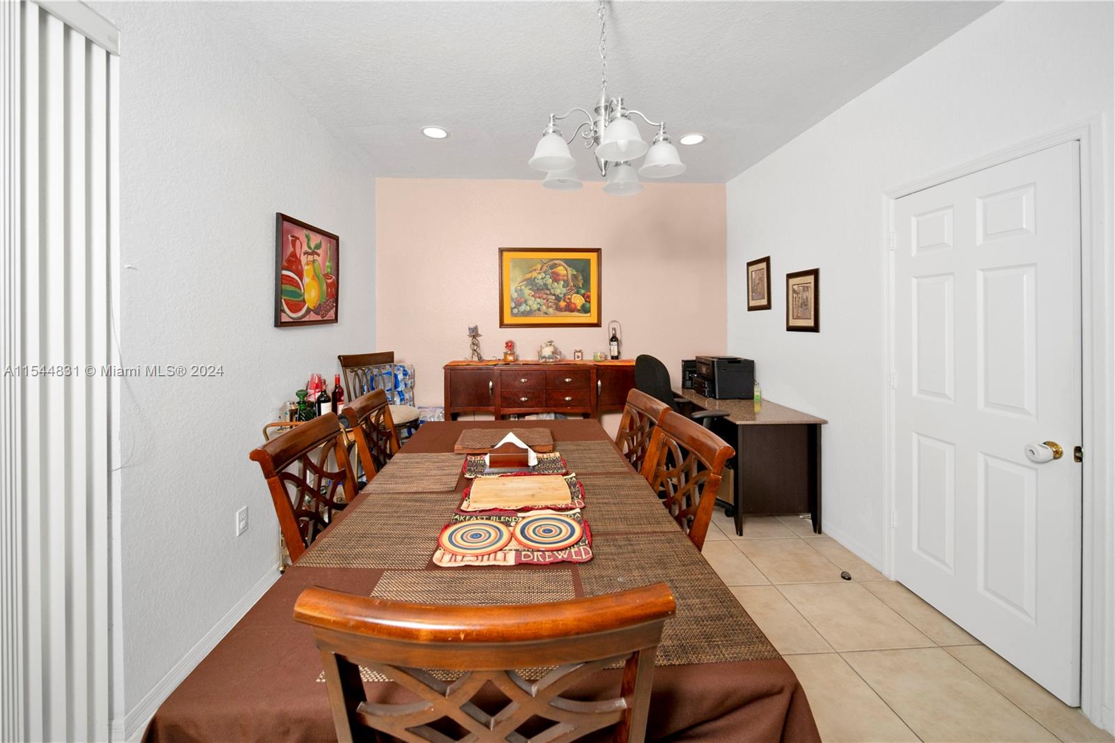 2005 SE 15th St, Homestead, Florida 33035, 3 Bedrooms Bedrooms, ,2 BathroomsBathrooms,Residential,For Sale,2005 SE 15th St,A11544831