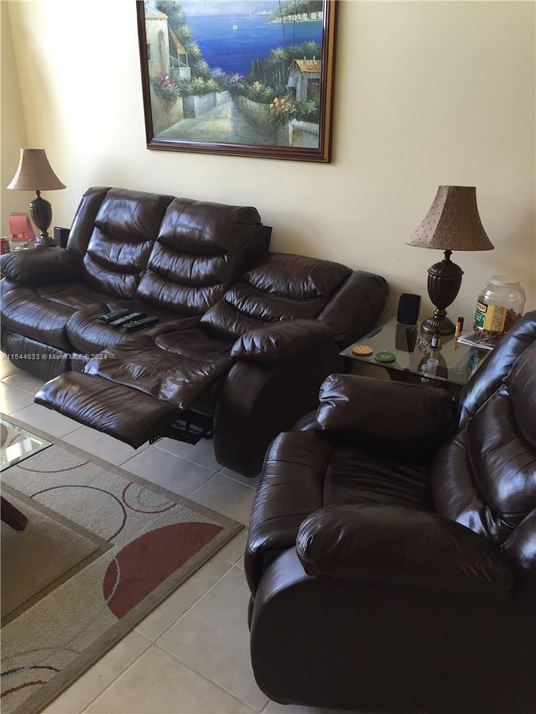 1341 SE 3rd Ave 409, Dania Beach, Florida 33004, 2 Bedrooms Bedrooms, ,2 BathroomsBathrooms,Residentiallease,For Rent,1341 SE 3rd Ave 409,A11544833