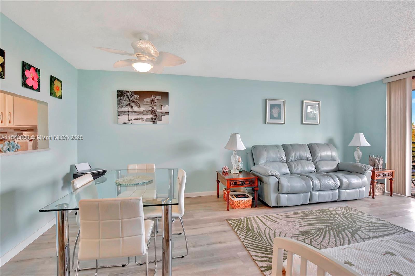 1001 Colony Point Cir 517, Pembroke Pines, Florida 33026, 1 Bedroom Bedrooms, ,1 BathroomBathrooms,Residential,For Sale,1001 Colony Point Cir 517,A11543650