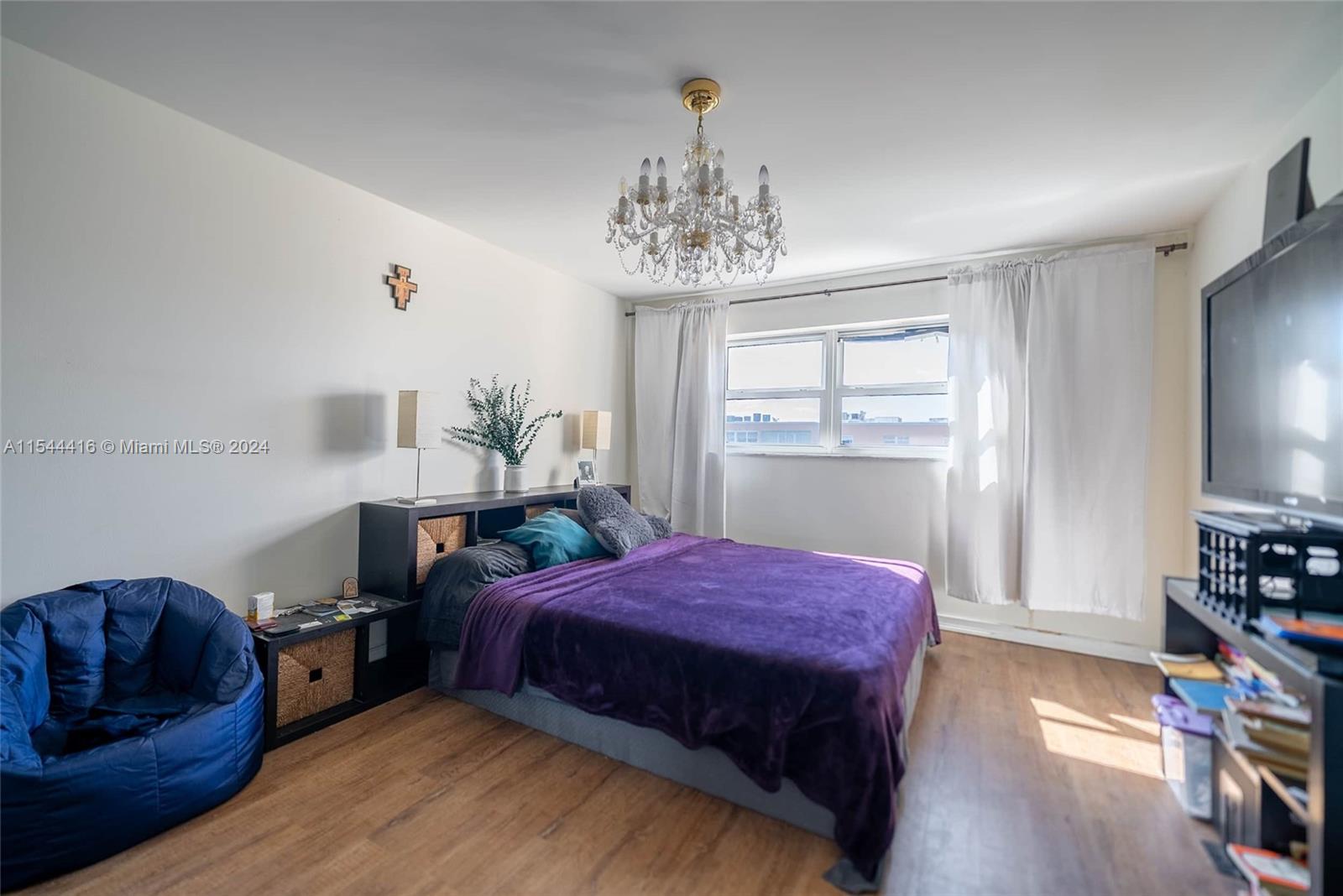 233 NE 14th Ave 505, Hallandale Beach, Florida 33009, 1 Bedroom Bedrooms, ,1 BathroomBathrooms,Residential,For Sale,233 NE 14th Ave 505,A11544416