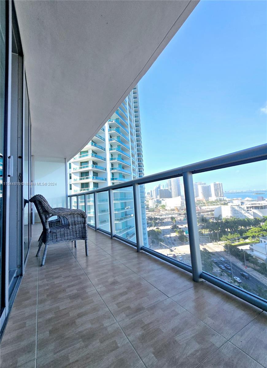 888 Biscayne Blvd 1610, Miami, Florida 33132, 1 Bedroom Bedrooms, ,1 BathroomBathrooms,Residentiallease,For Rent,888 Biscayne Blvd 1610,A11544815