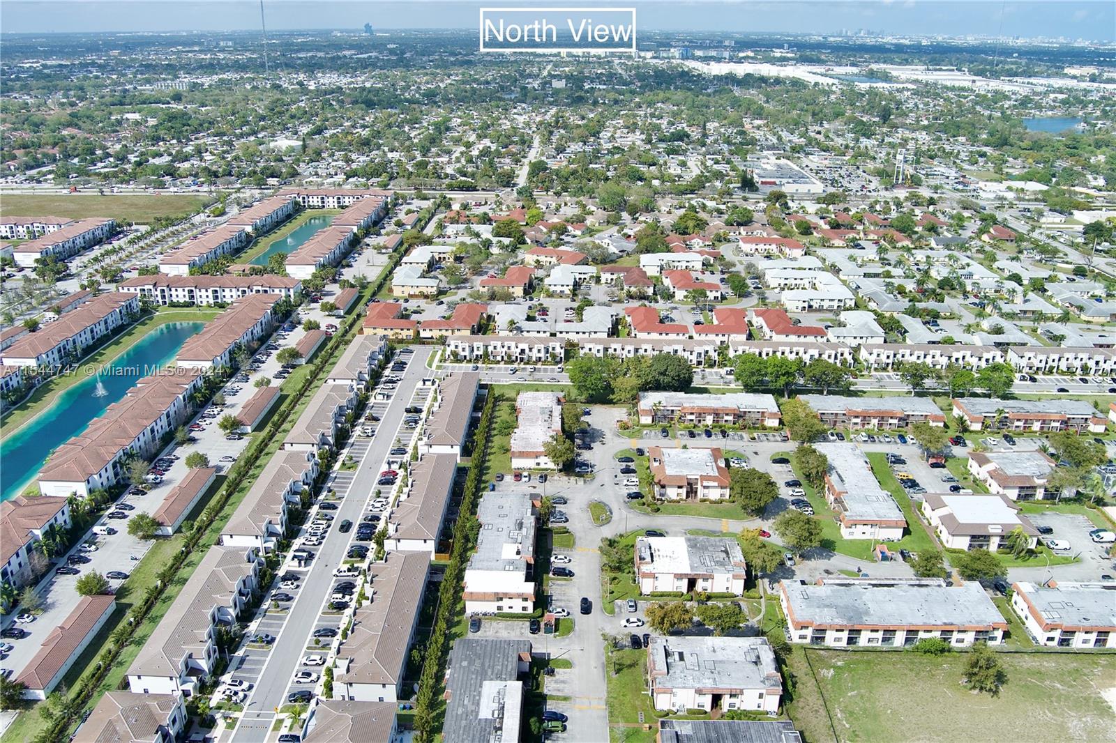 880 NE 207th Ter 202-10, Miami, Florida 33179, 2 Bedrooms Bedrooms, ,2 BathroomsBathrooms,Residentiallease,For Rent,880 NE 207th Ter 202-10,A11544747