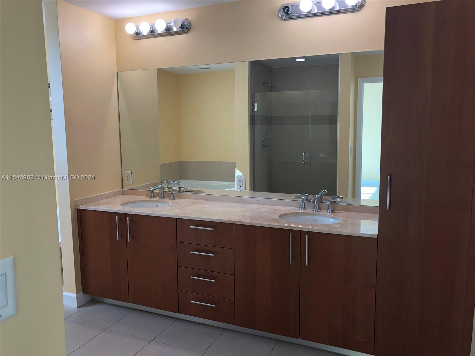 1945 S Ocean Dr 2103, Hallandale Beach, Florida 33009, 2 Bedrooms Bedrooms, ,2 BathroomsBathrooms,Residential,For Sale,1945 S Ocean Dr 2103,A11540963