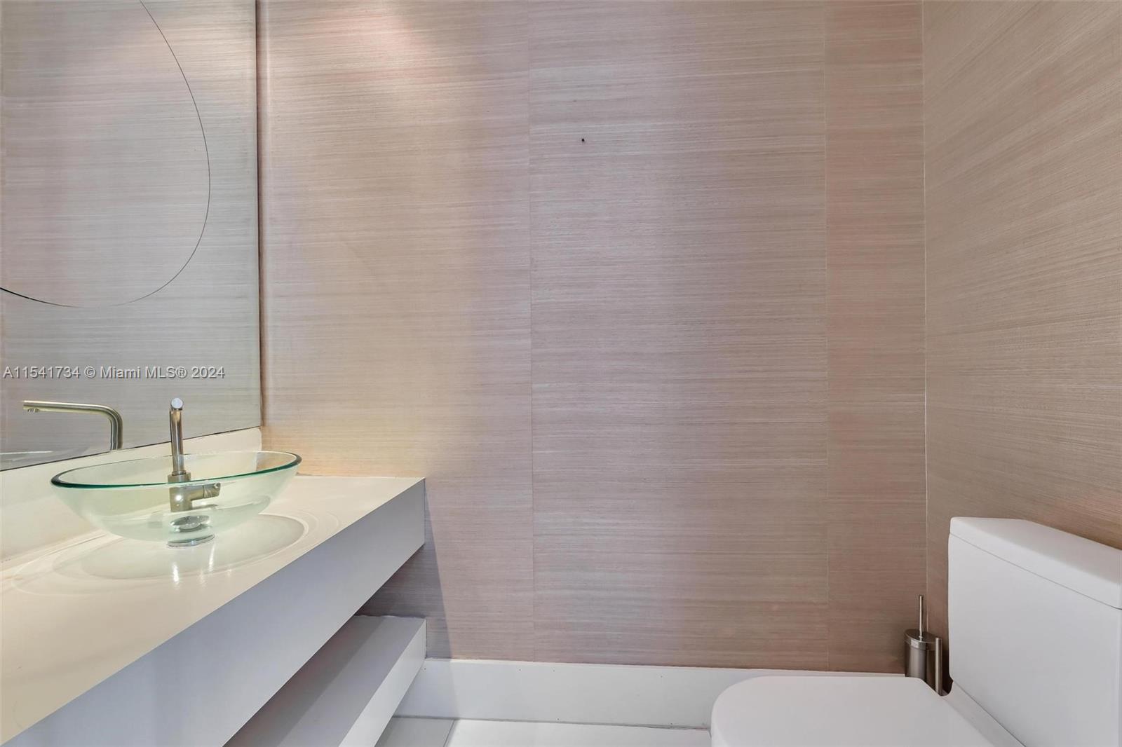 1100 Biscayne Blvd 4404, Miami, Florida 33132, 2 Bedrooms Bedrooms, ,2 BathroomsBathrooms,Residentiallease,For Rent,1100 Biscayne Blvd 4404,A11541734