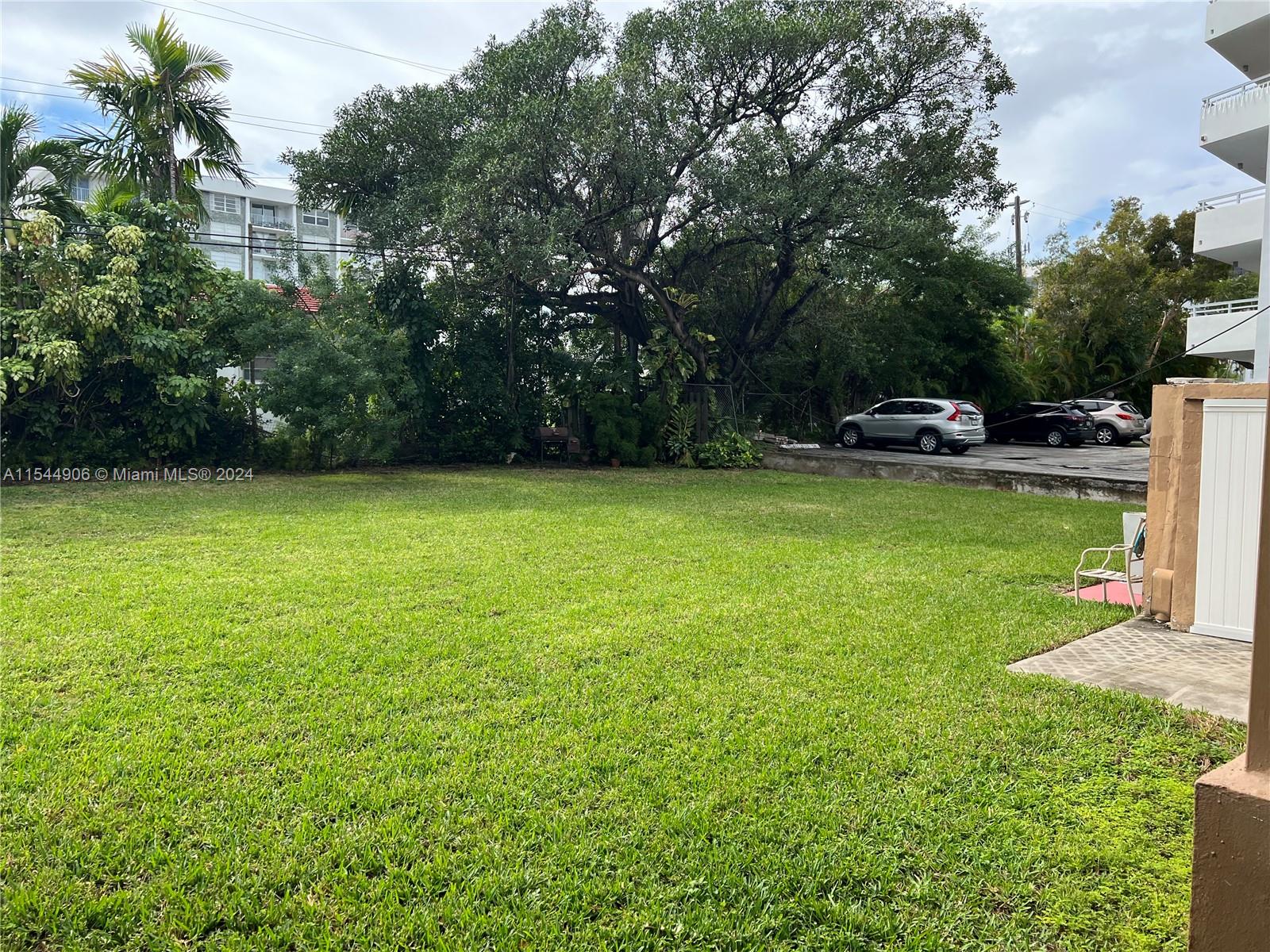 1040 94th St 1, Bay Harbor Islands, Florida 33154, 3 Bedrooms Bedrooms, ,2 BathroomsBathrooms,Residentiallease,For Rent,1040 94th St 1,A11544906