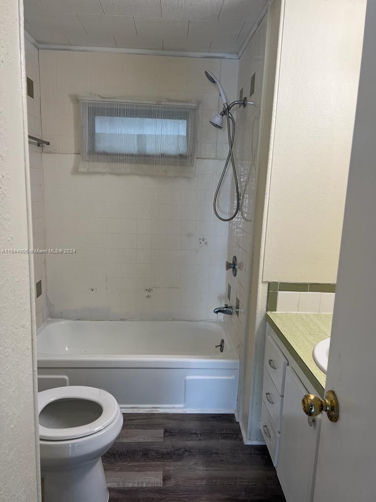 4289 Royal Manor Blvd #129, Boynton Beach, FL, 33436 United States, 2 Bedrooms Bedrooms, ,2 BathroomsBathrooms,Residential,For Sale,Royal Manor Blvd #129,A11544905