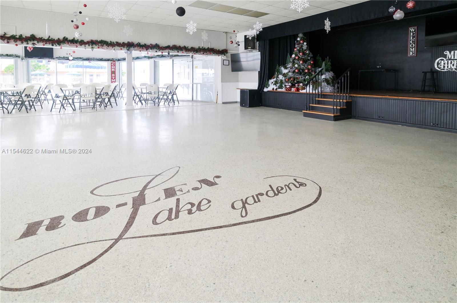 925 SW 11th Ave 17J, Hallandale Beach, Florida 33009, 1 Bedroom Bedrooms, ,1 BathroomBathrooms,Residential,For Sale,925 SW 11th Ave 17J,A11544622