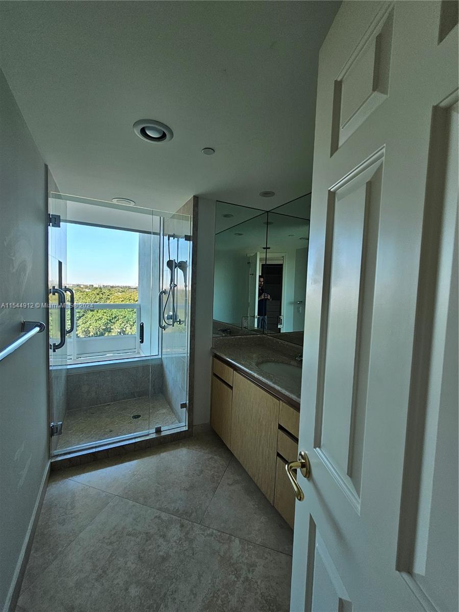 1643 Brickell Ave, Miami, FL, 33129 United States, 3 Bedrooms Bedrooms, ,4 BathroomsBathrooms,Residential,For Sale,Brickell Ave,A11544912