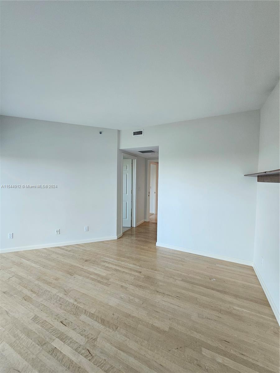 1643 Brickell Ave, Miami, FL, 33129 United States, 3 Bedrooms Bedrooms, ,4 BathroomsBathrooms,Residential,For Sale,Brickell Ave,A11544912