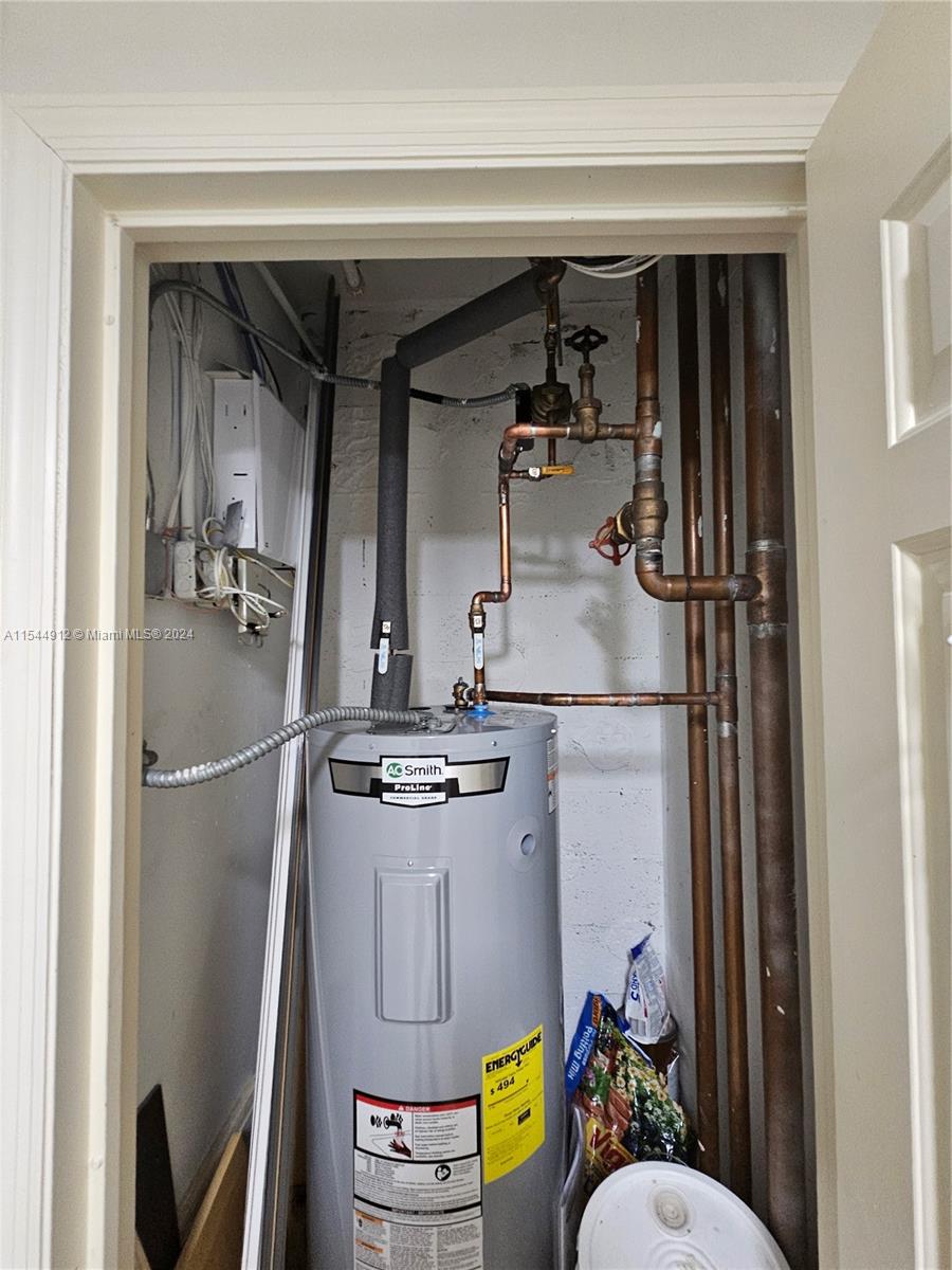 1643 Brickell Ave, Miami, FL, 33129 United States, 3 Bedrooms Bedrooms, ,4 BathroomsBathrooms,Residential,For Sale,Brickell Ave,A11544912