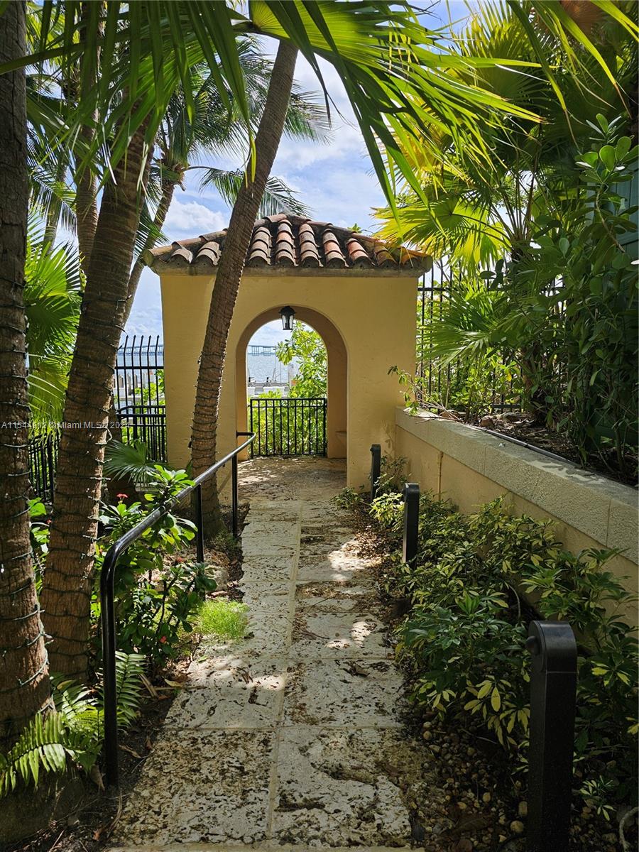 1643 Brickell Ave, Miami, FL, 33129 United States, 3 Bedrooms Bedrooms, ,4 BathroomsBathrooms,Residential,For Sale,Brickell Ave,A11544912