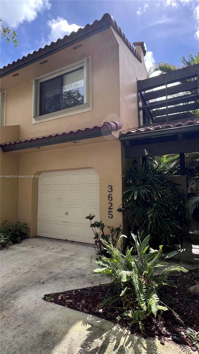 3625 Estepona Ave C-27, Doral, Florida 33178, 3 Bedrooms Bedrooms, ,3 BathroomsBathrooms,Residentiallease,For Rent,3625 Estepona Ave C-27,A11544078