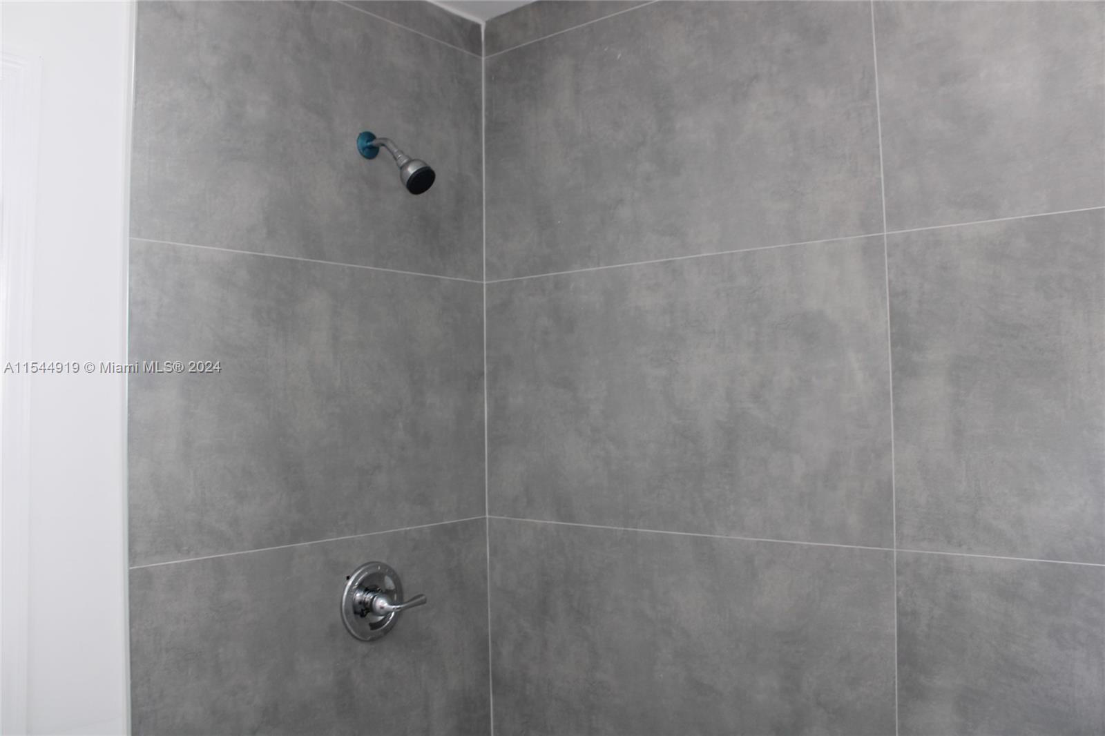 Fort Lauderdale, FL, 33311 United States, 3 Bedrooms Bedrooms, ,3 BathroomsBathrooms,Residential,For Sale,A11544919