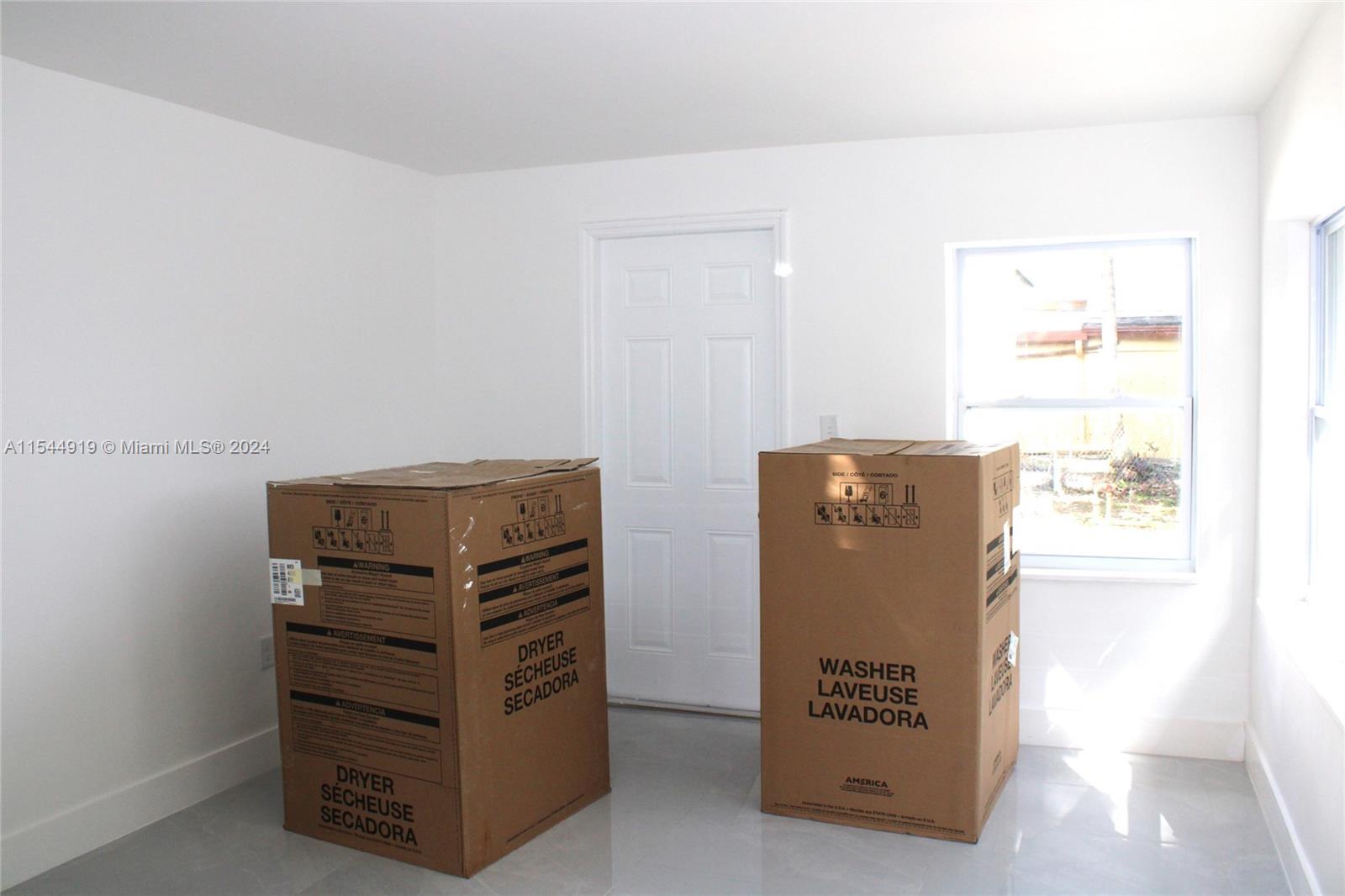 Fort Lauderdale, FL, 33311 United States, 3 Bedrooms Bedrooms, ,3 BathroomsBathrooms,Residential,For Sale,A11544919