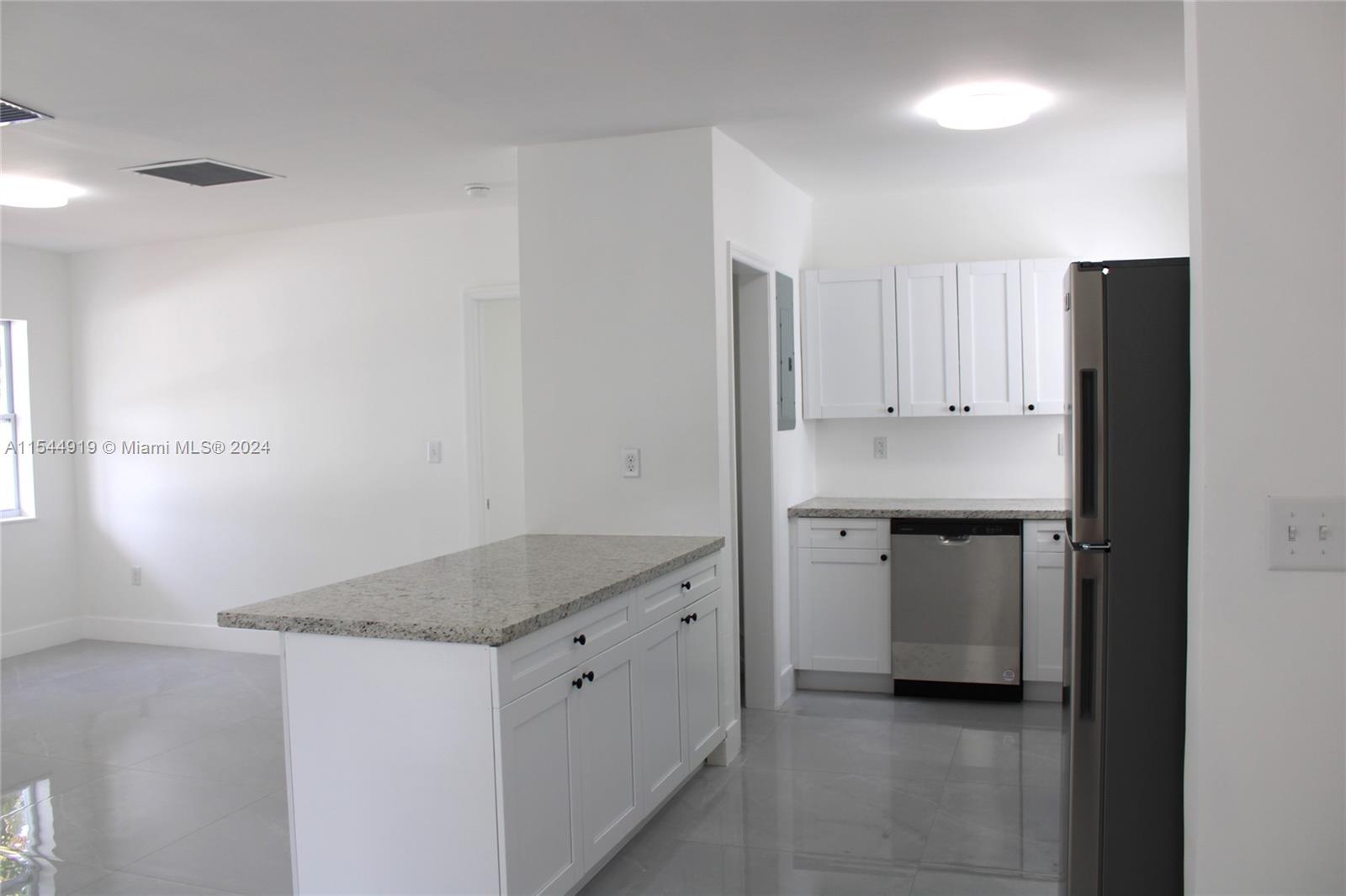 Fort Lauderdale, FL, 33311 United States, 3 Bedrooms Bedrooms, ,3 BathroomsBathrooms,Residential,For Sale,A11544919