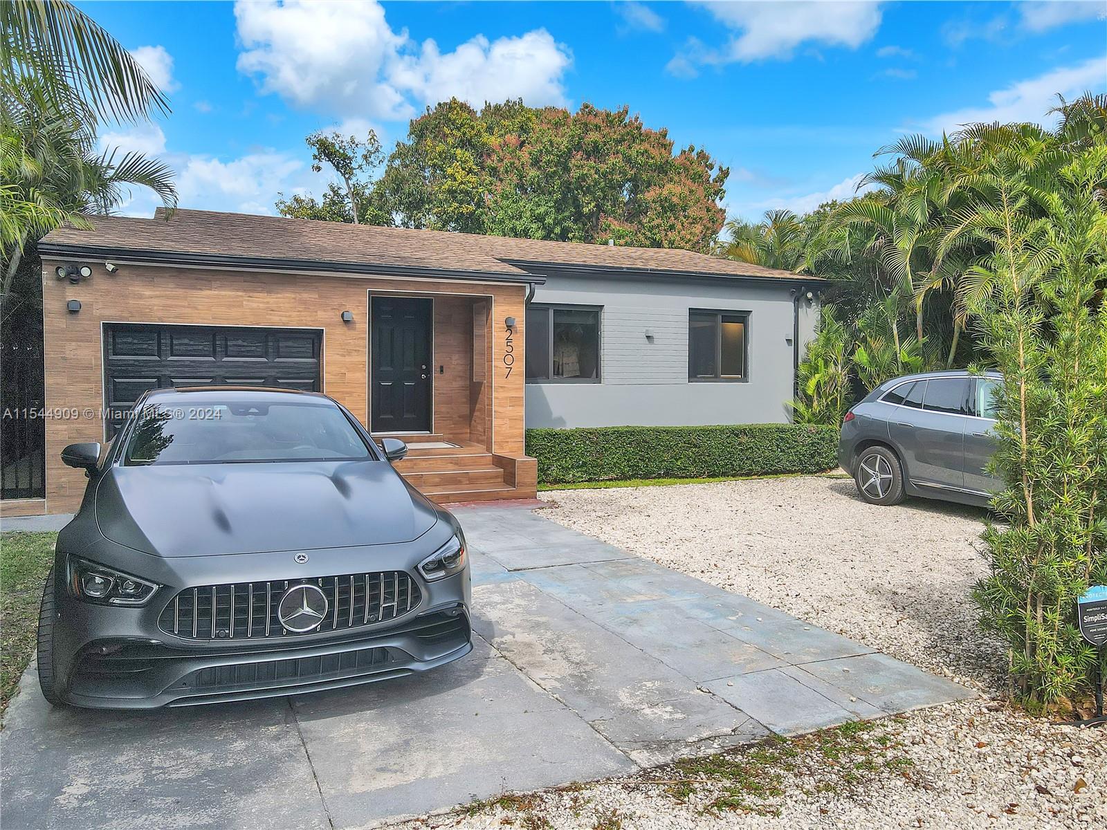 2507 NE 182nd St  For Sale A11544909, FL