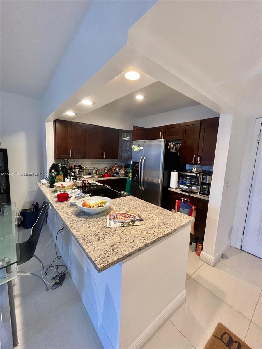 2880 NE 203rd St 30, Aventura, Florida 33180, 1 Bedroom Bedrooms, ,1 BathroomBathrooms,Residentiallease,For Rent,2880 NE 203rd St 30,A11544931